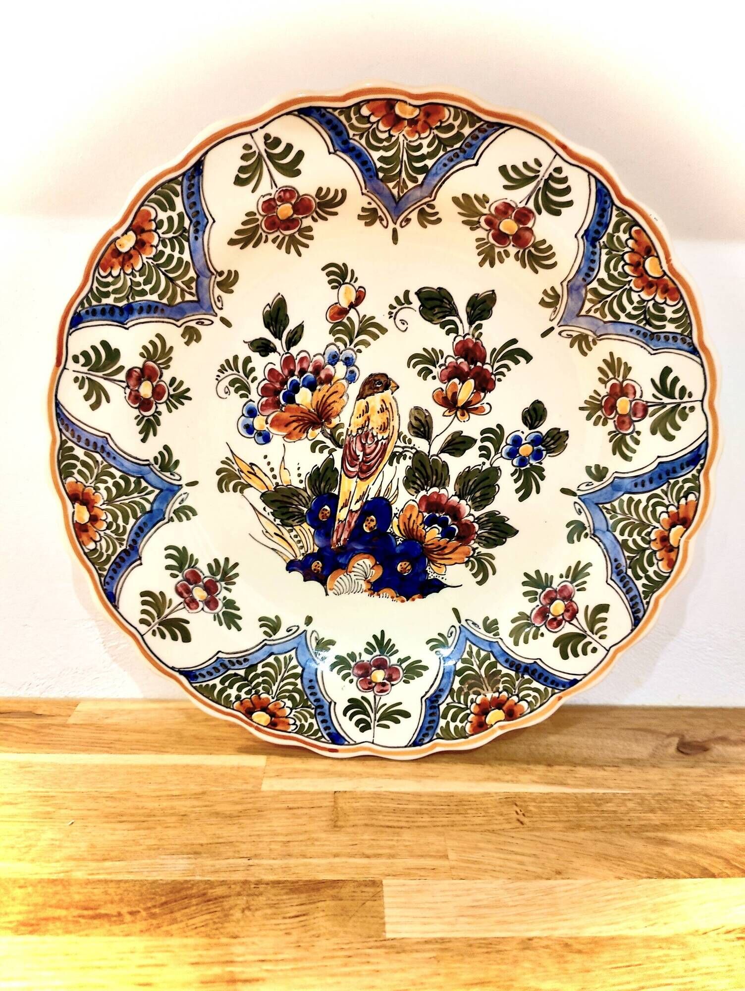 Decorative plate delft - polychrome - holland