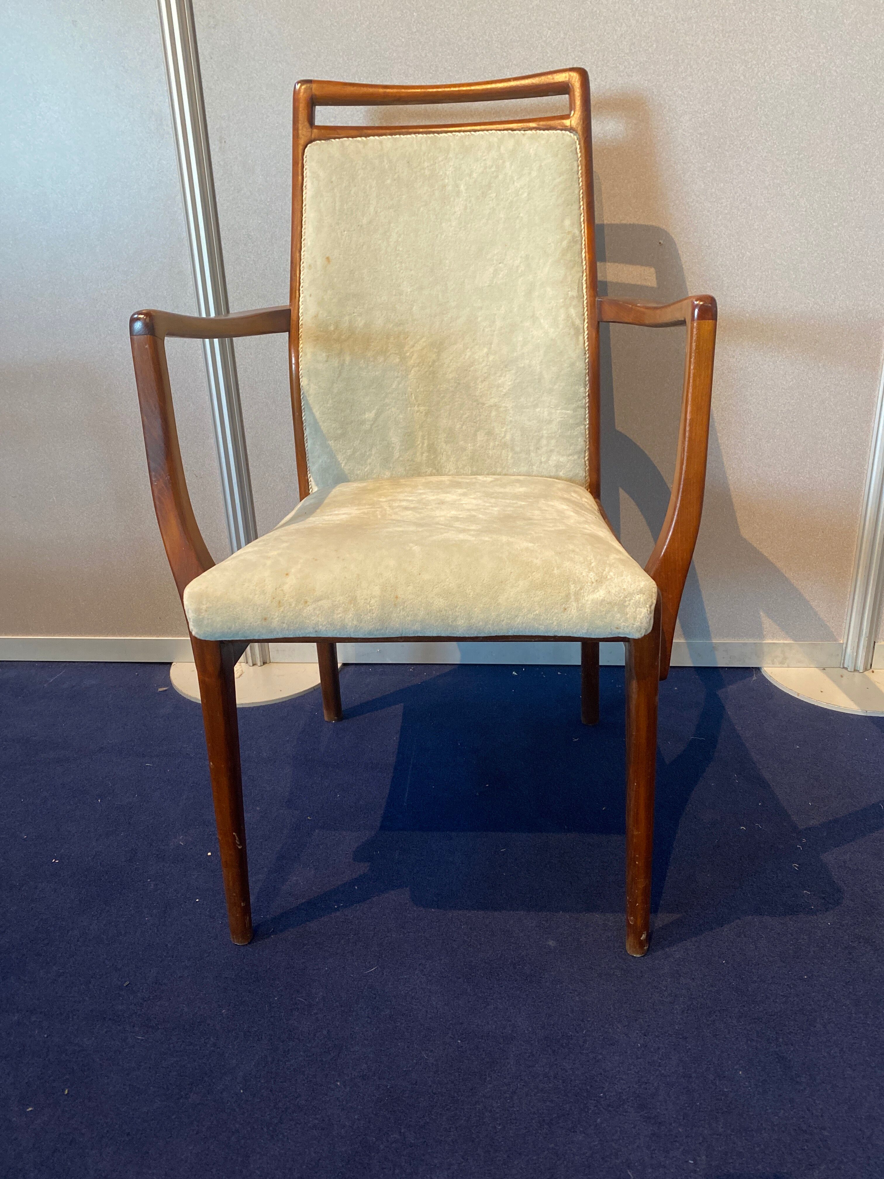 2 armchairs and 2 wooden chairs