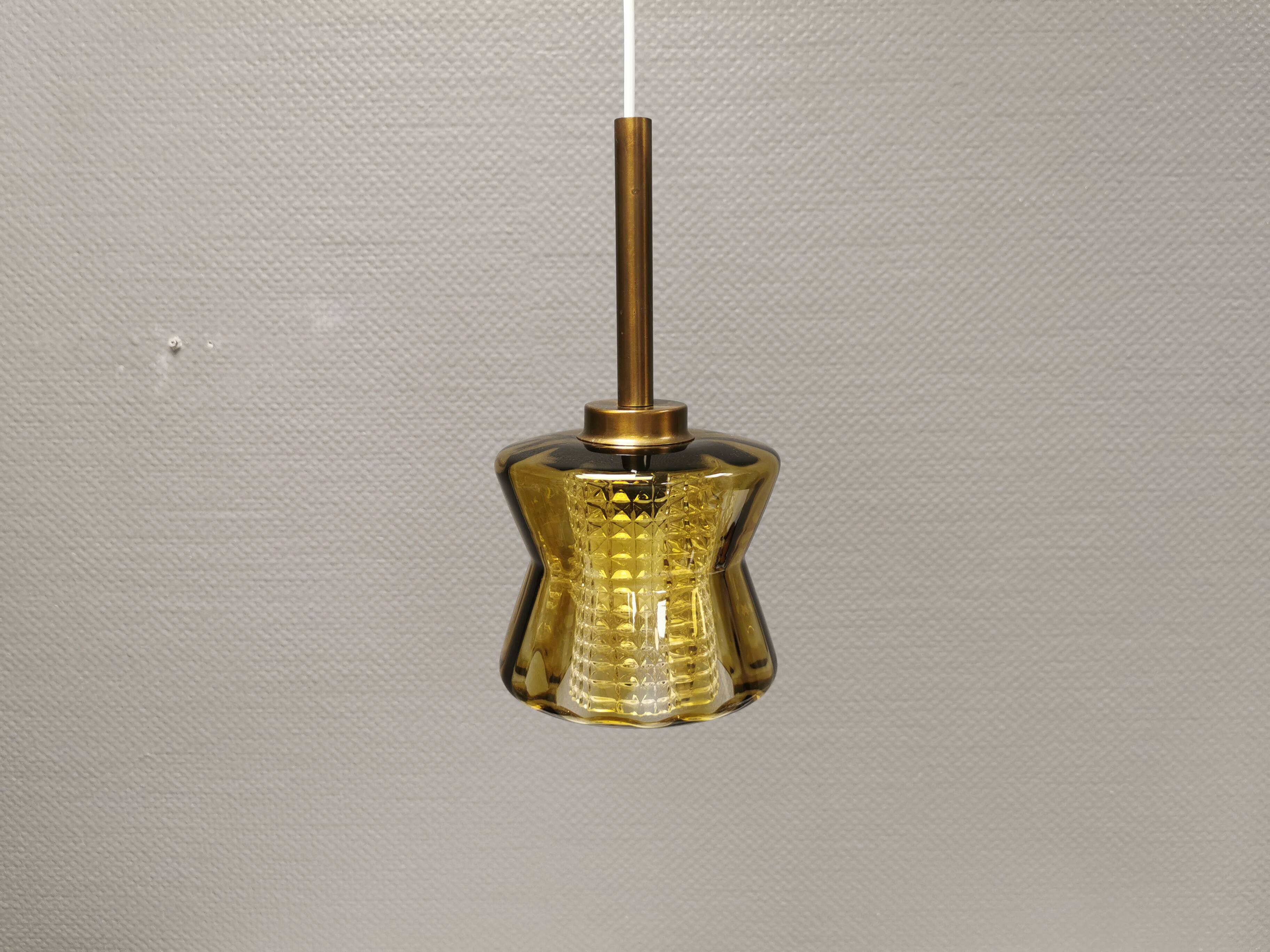 Lampe suspendue suédoise par Carl Fagerlund pour la verrerie Orrefors, années 1970.