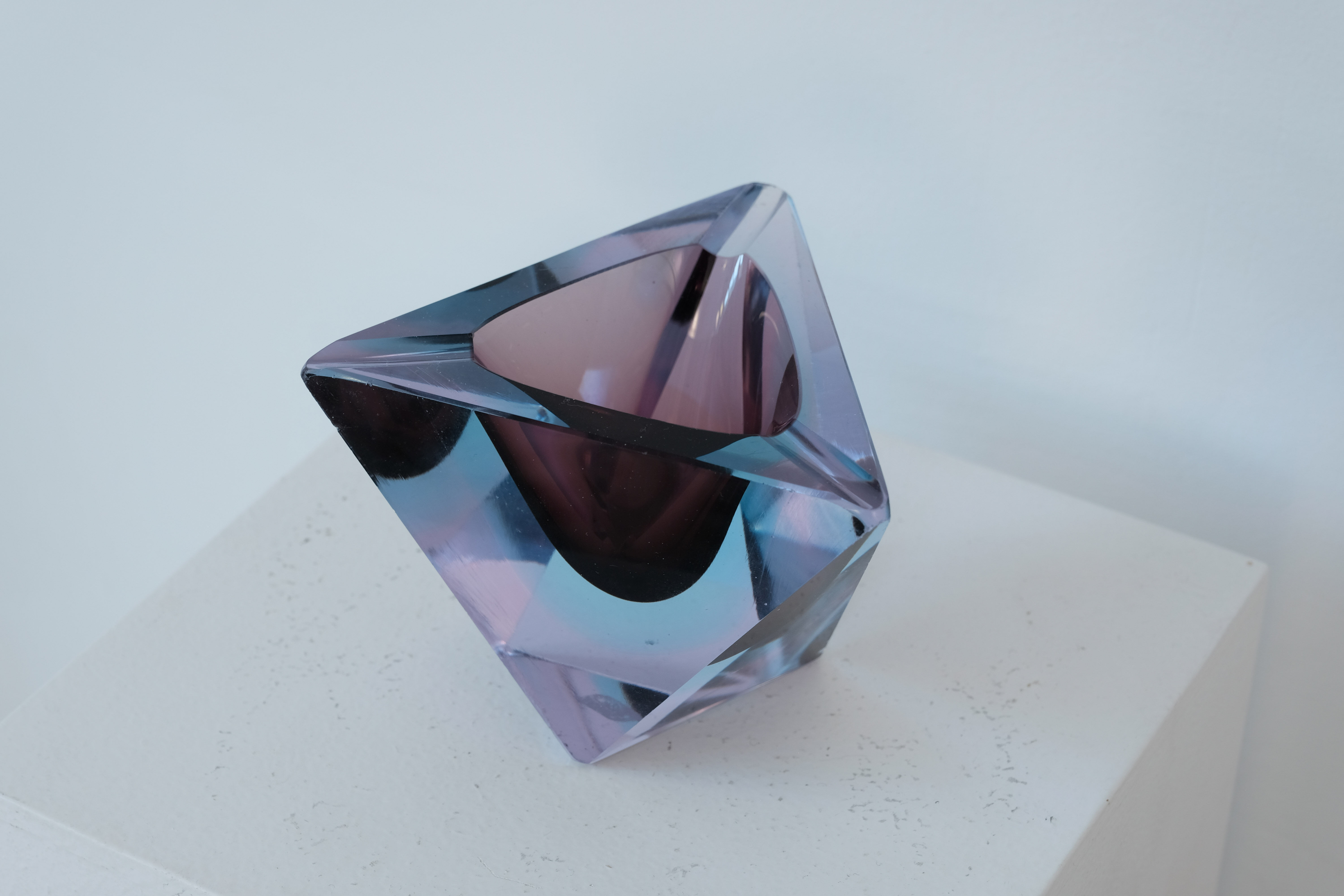 Sommerso Flavio Poli 1960's blue and purple ashtray