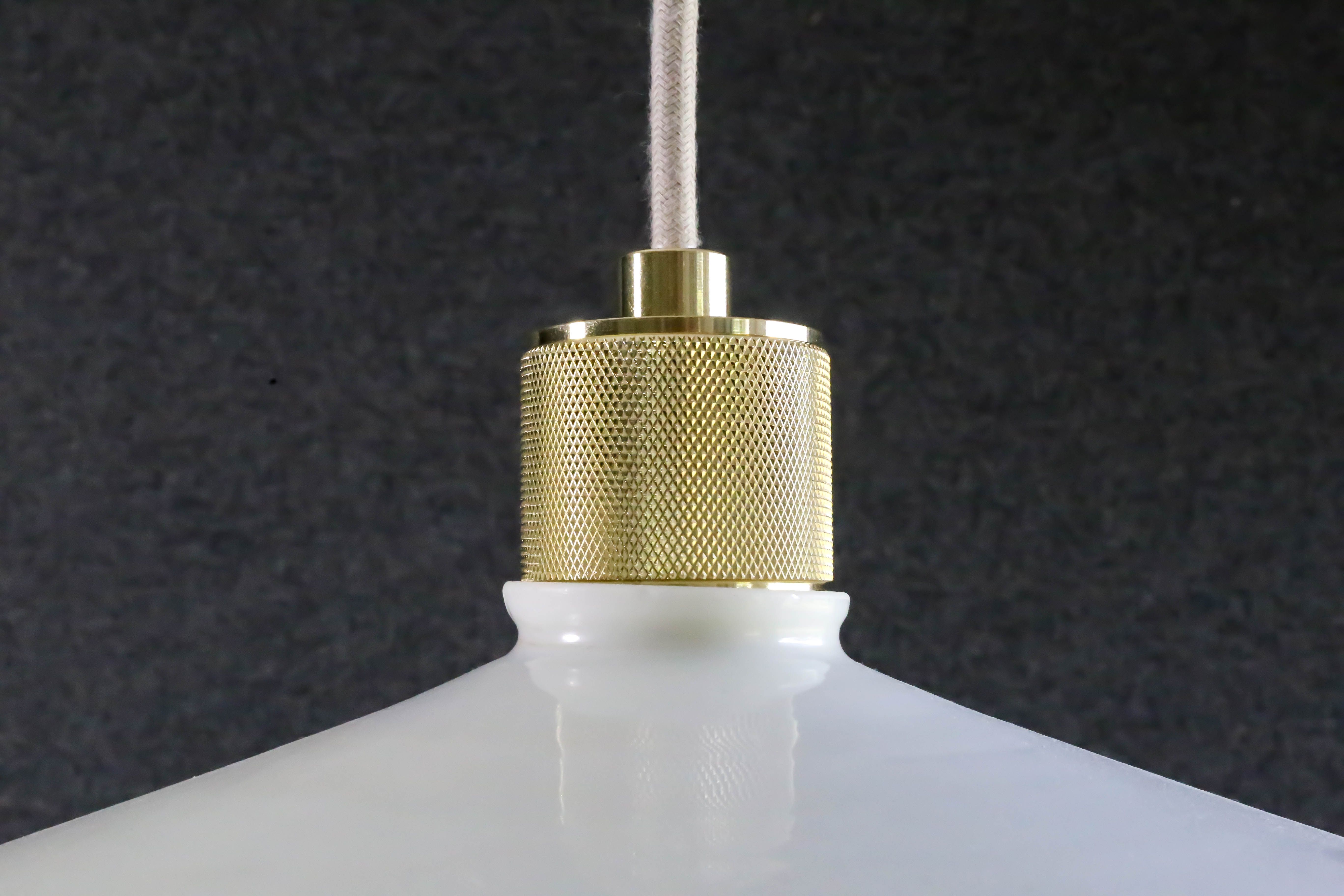 Opaline pendant light in white glass with transparent pleated edges - contemporary metal socket
