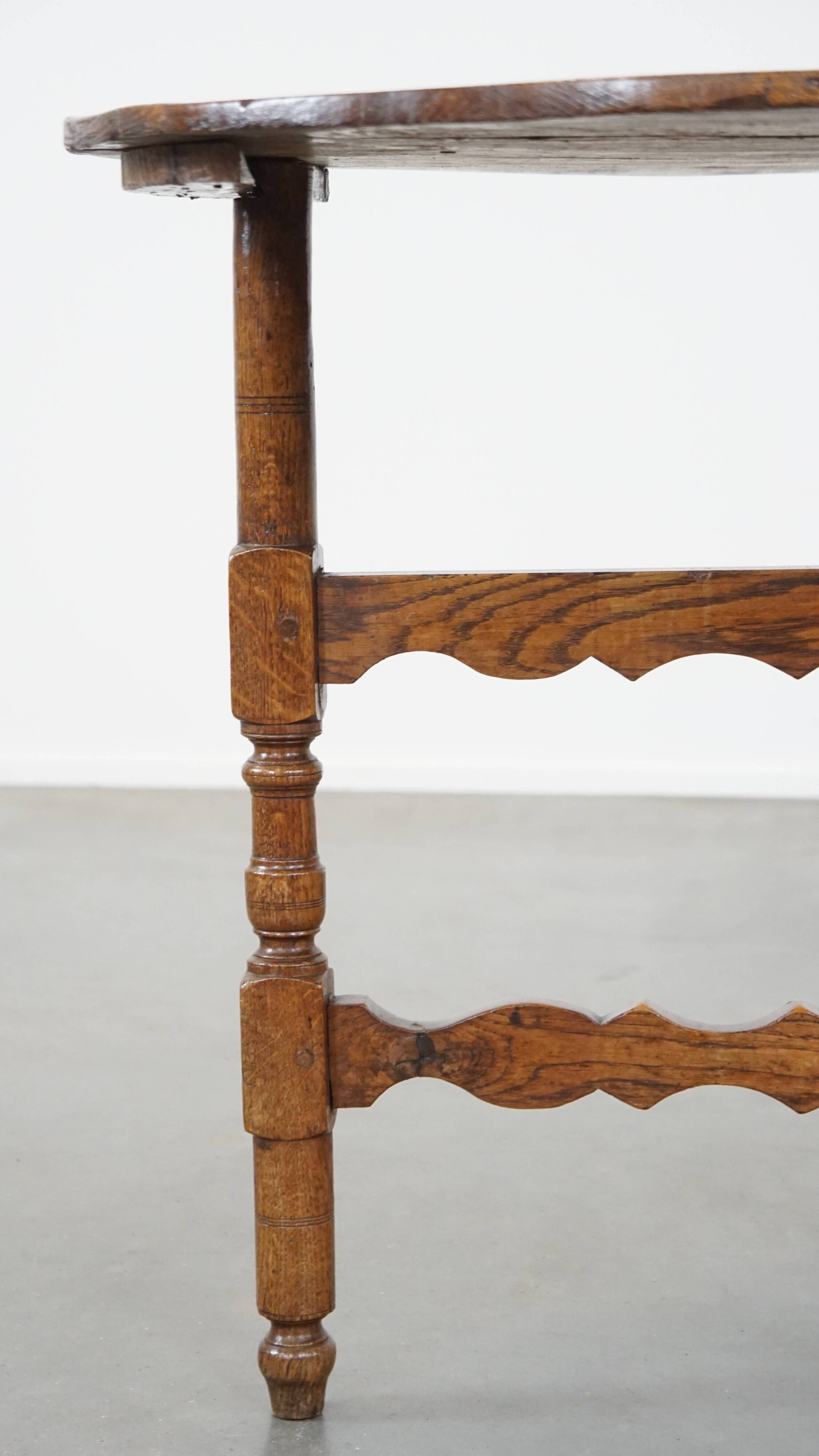 Round, folding antique 18th-century French wine/country table