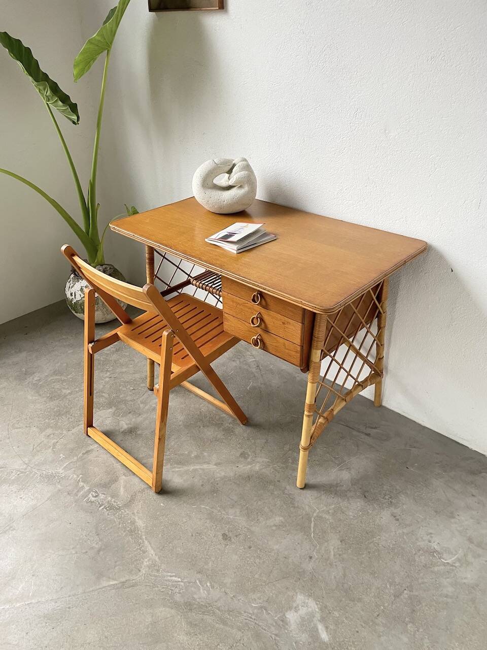 Bureau rotin Louis Sognot et sa chaise
