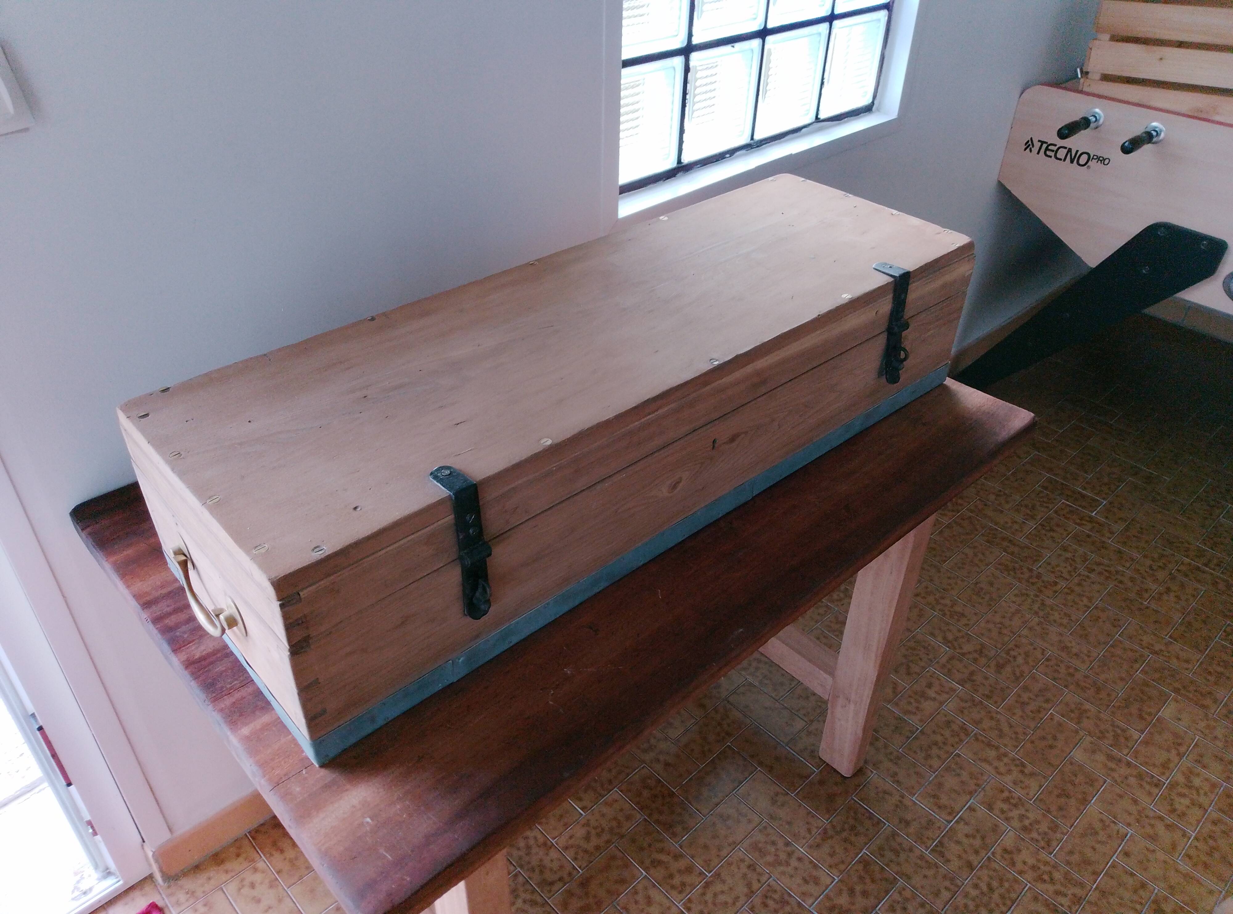 Military transport trunk