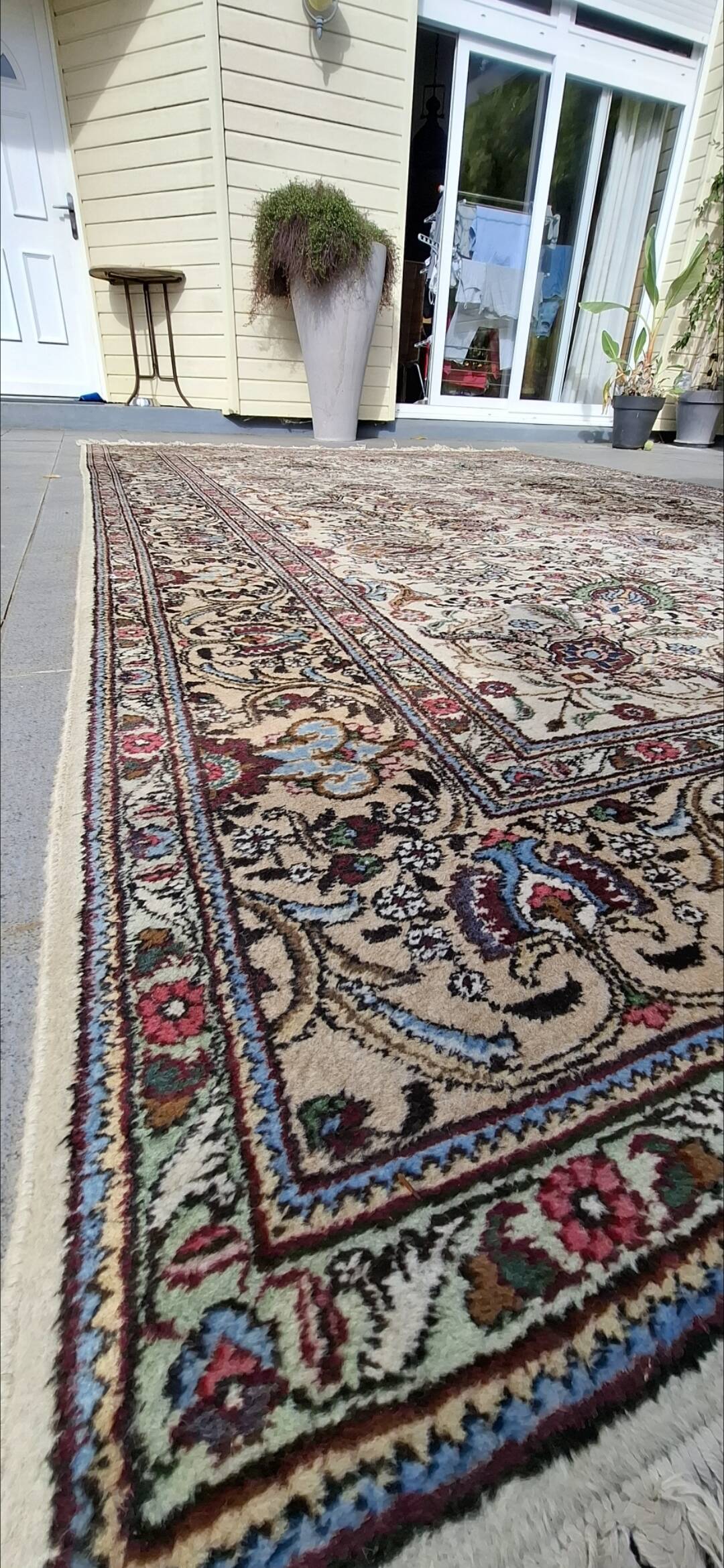 Large Iranian rug, 100% wool, 1970s