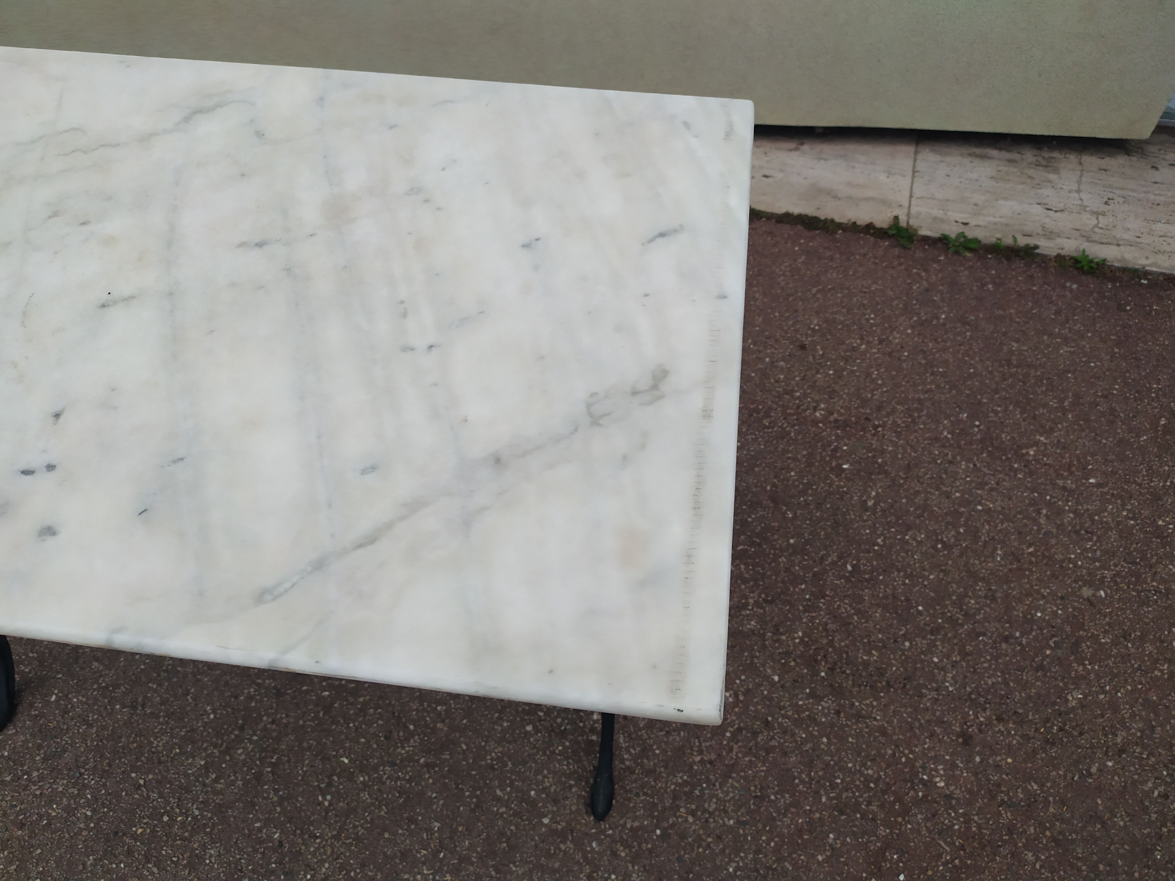 Bistro table in marble from a Parisian brasserie