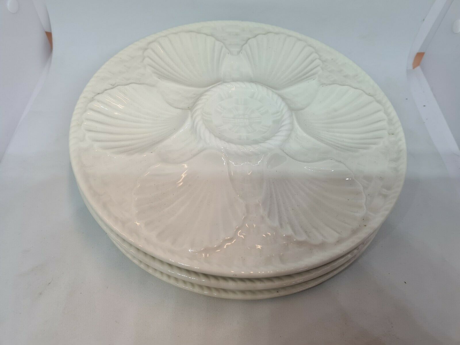 porcelain artichoke plates x 3