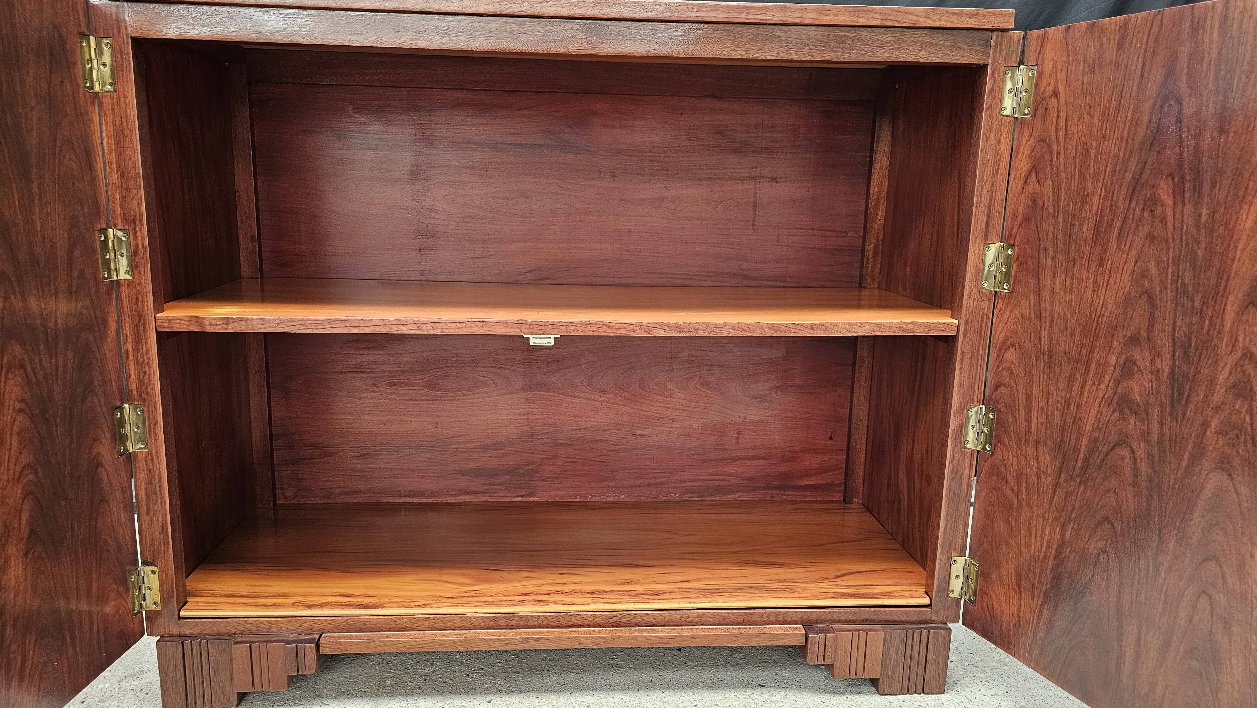 Art Deco buffet by Saddier & Fils in solid rosewood and veneer.