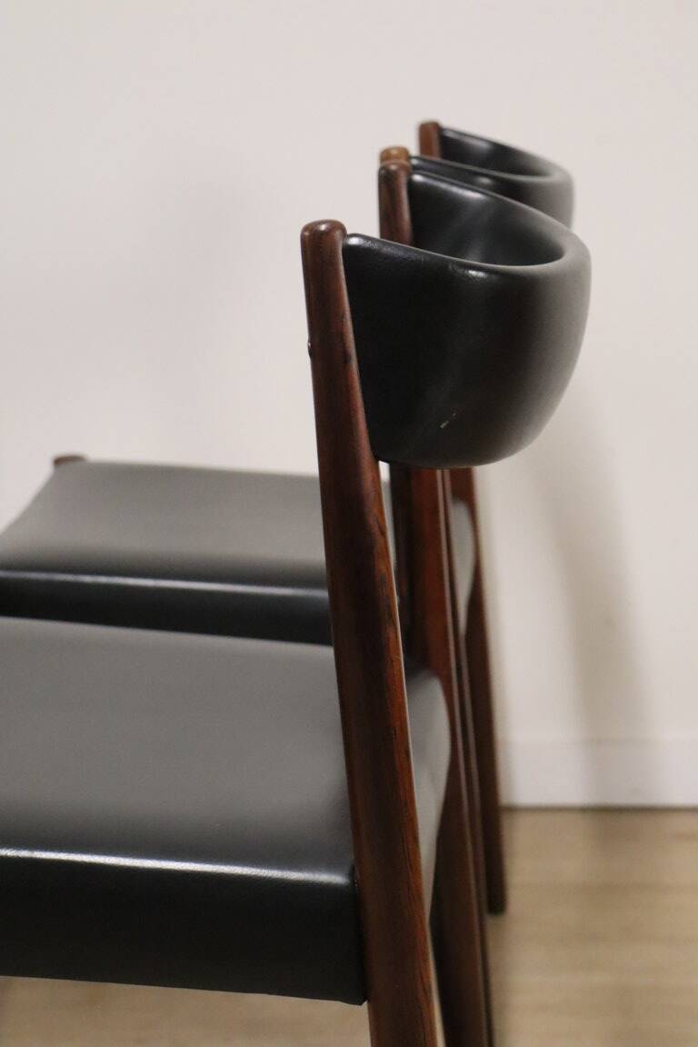 Set of 4 Scandinavian Danish chairs in rosewood and skai, 1960