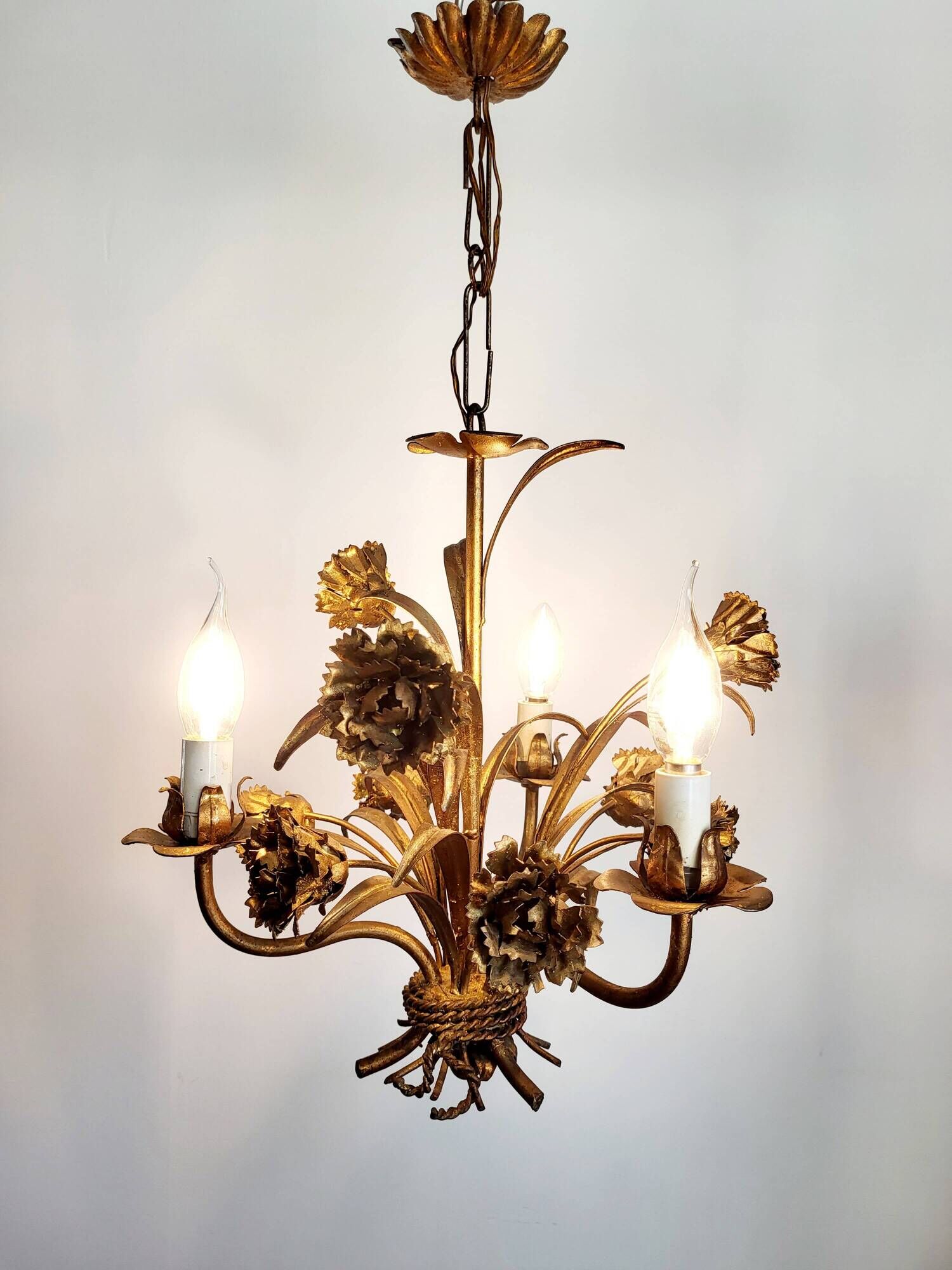 Hollywood Regency Roses kroonluchter, Verguld, Drie Armen, Italie