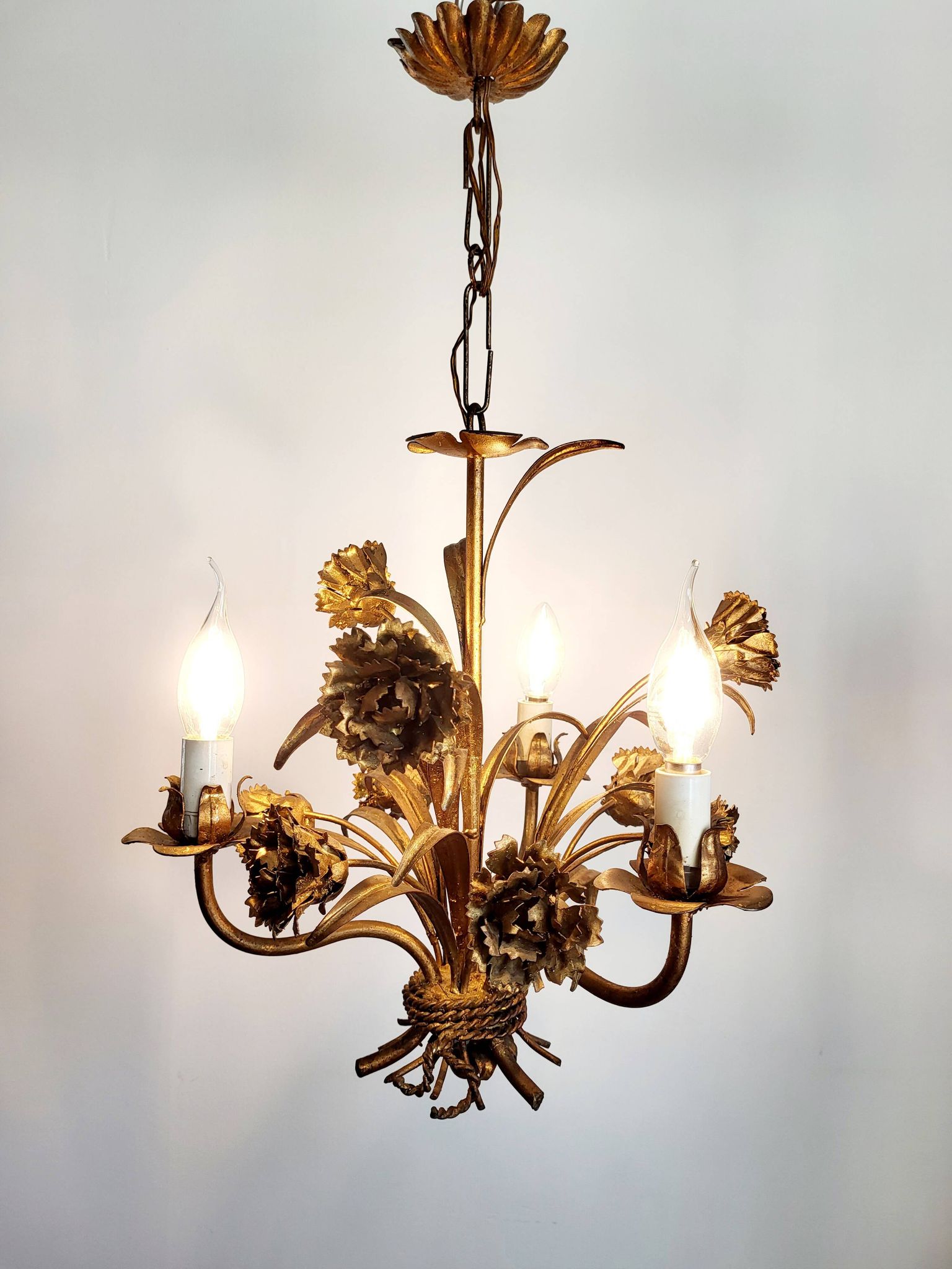 Hollywood Regency Roses kroonluchter, Verguld, Drie Armen, Italie