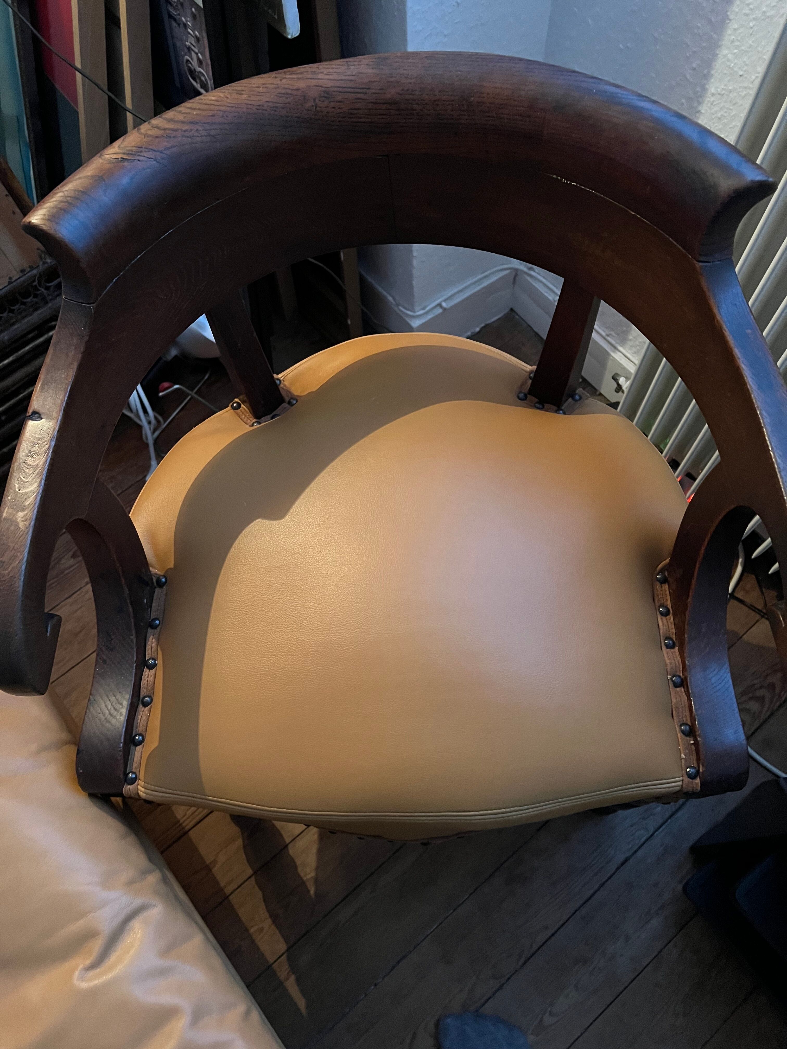 Fauteuil de bureau en chêne XIXeme siècle