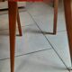 Paire de chaise moumoute vintage rouge pieds compas