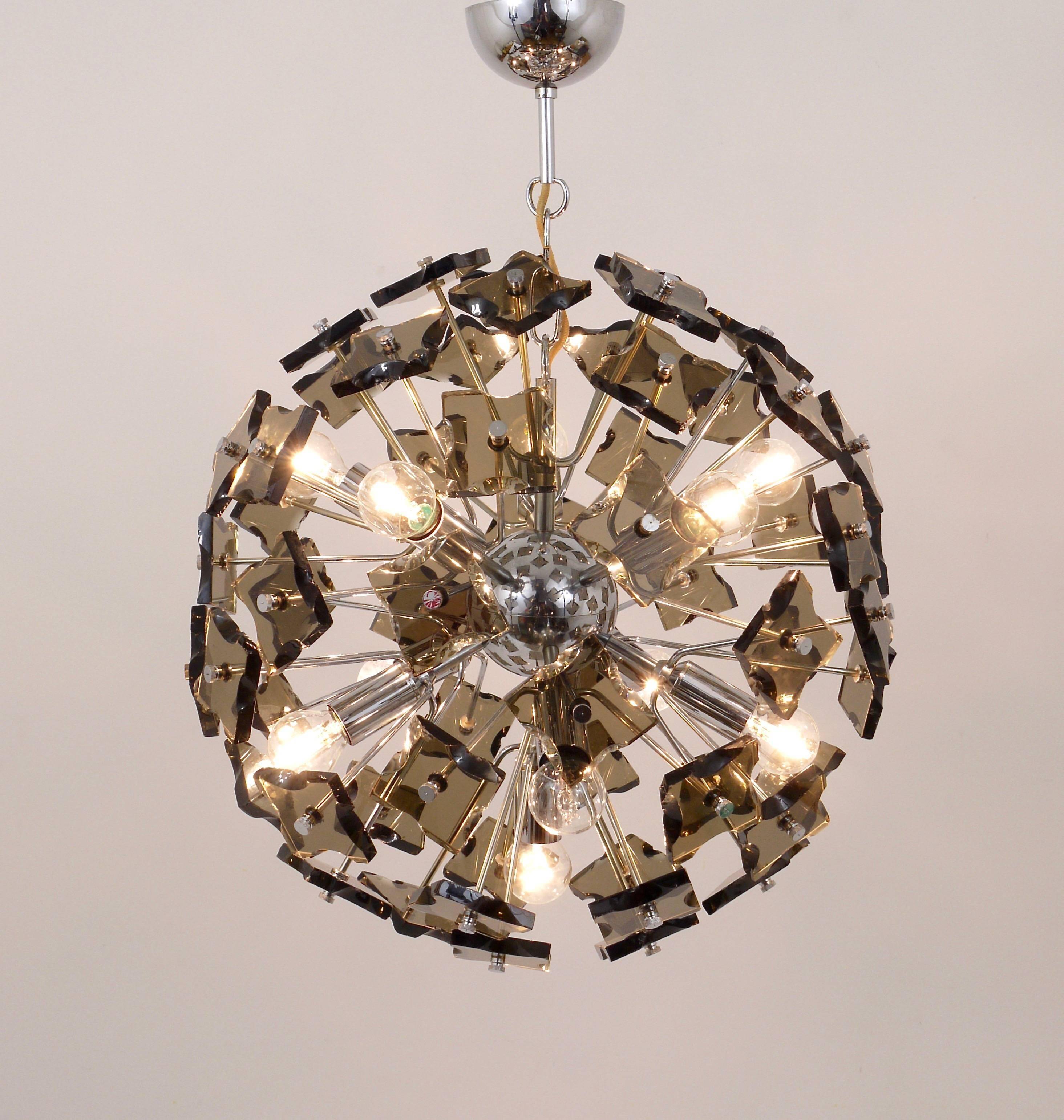 Cut glass Sputnik chandelier Fontana Arte Mid-20th century