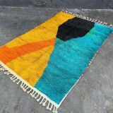 Handmade traditional Moroccan Berber rug size 150 x 250 cm