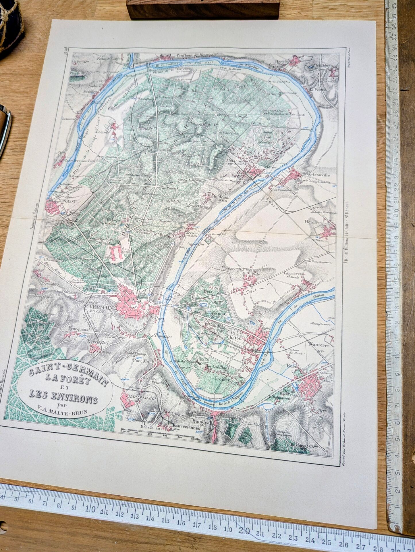 Saint-Germain-en-Laye, printed map from 1883.