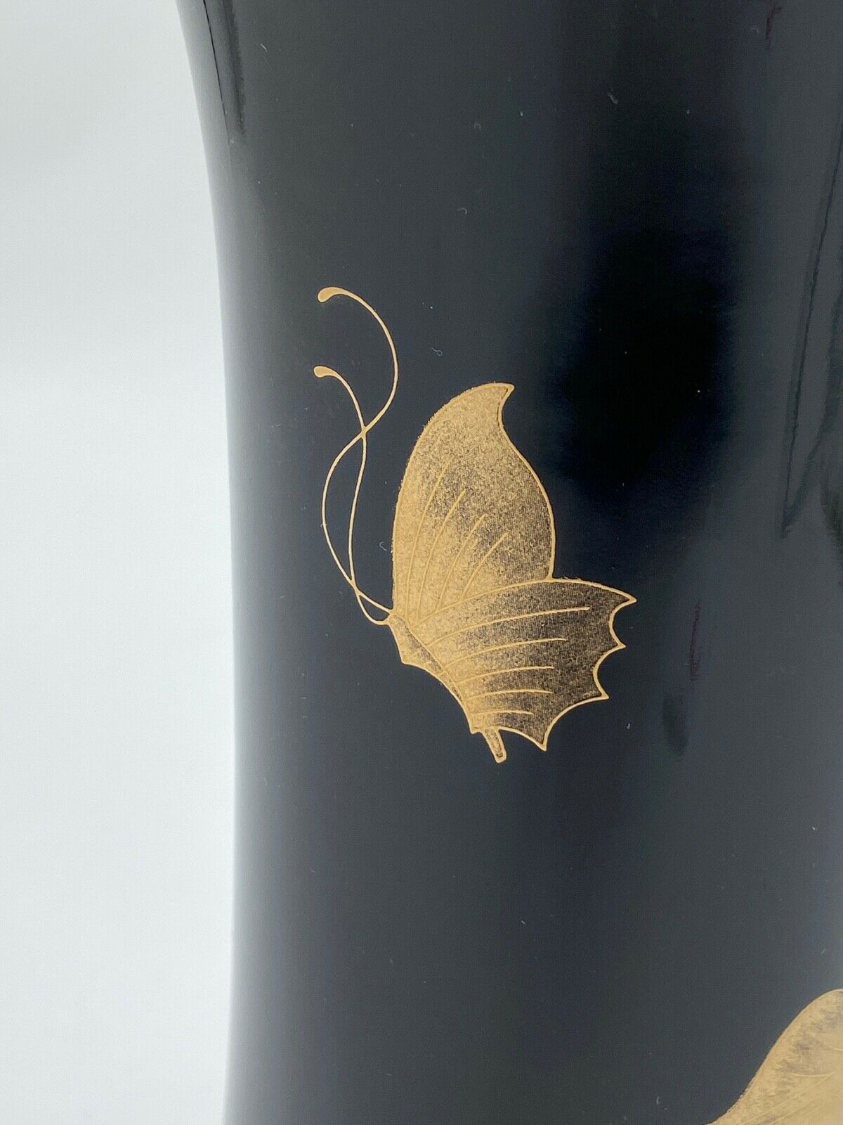 Black vase leonard paris caprice n 14 hutschenreuther germany sign