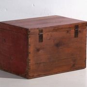 Coffre chinois avec peinture originale – Chine, vers 1900