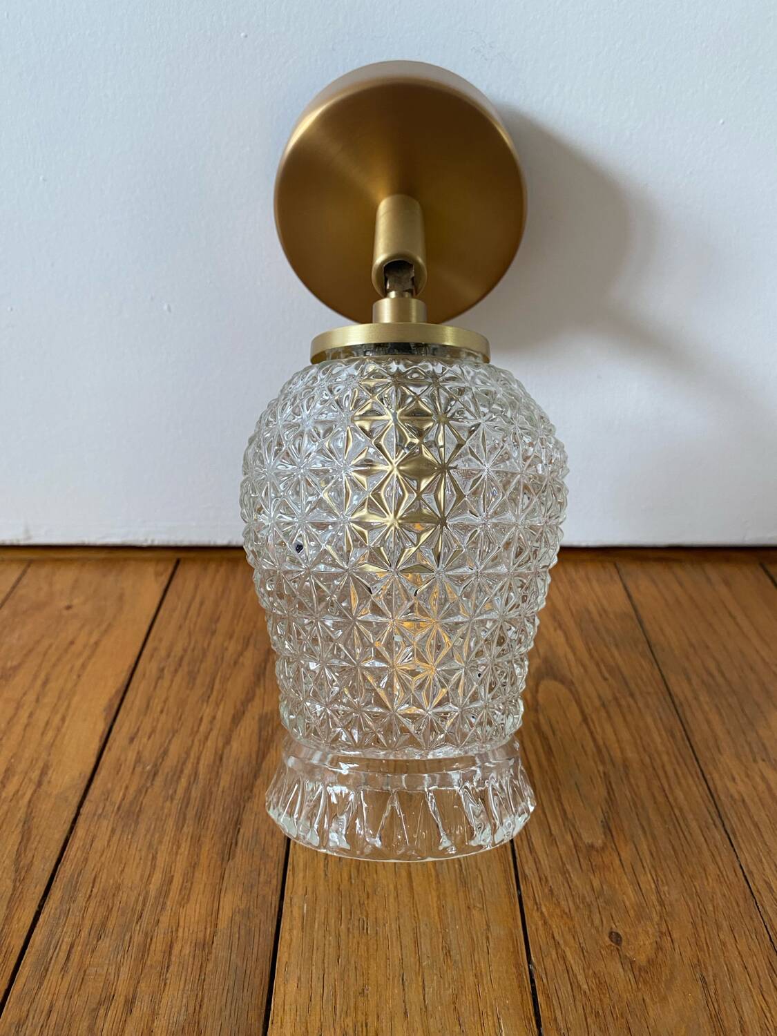 Vintage wall lamp