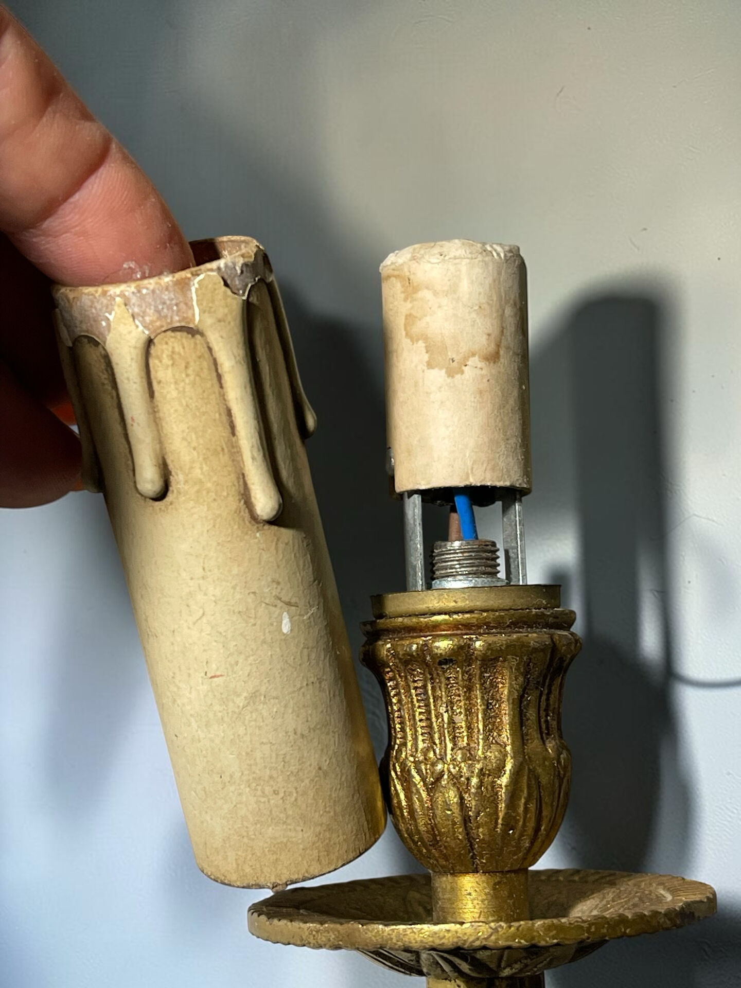 Pair of vintage gold wall sconces – Louis XVI style – Lighting fixture
