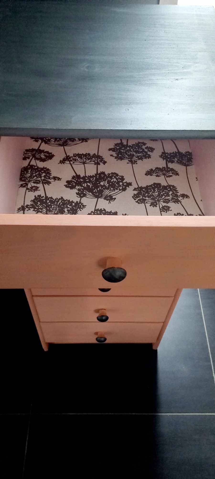 Refurbished chiffonier