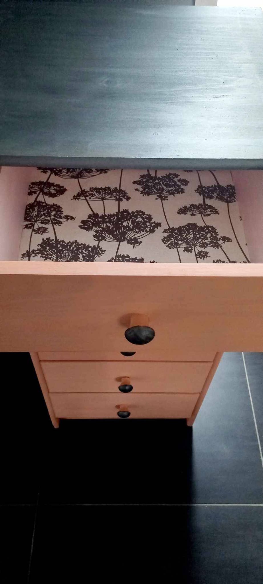 Refurbished chiffonier