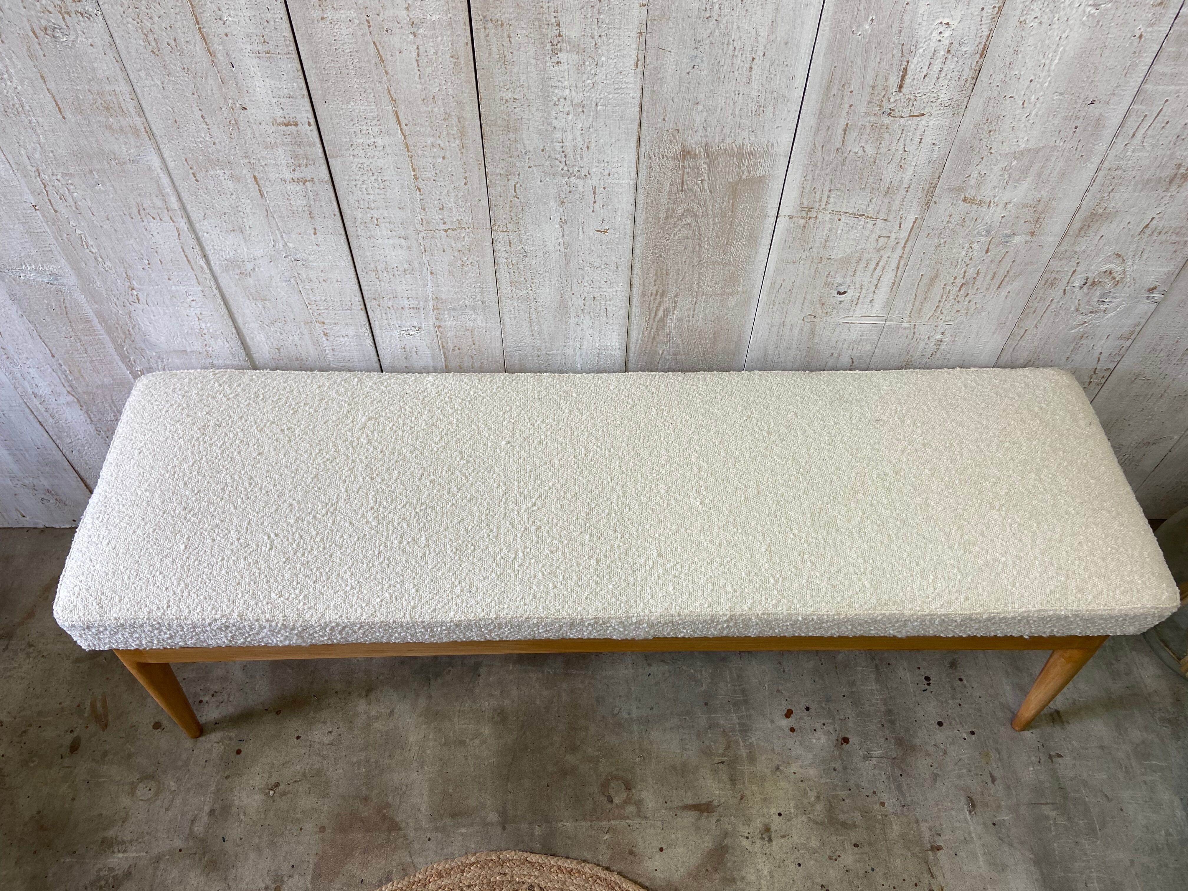 Scandinavian bench