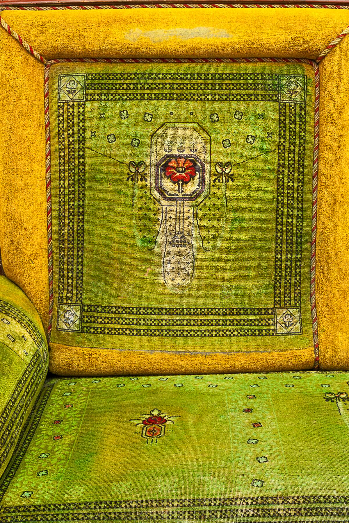 Ancient Alsatian divan