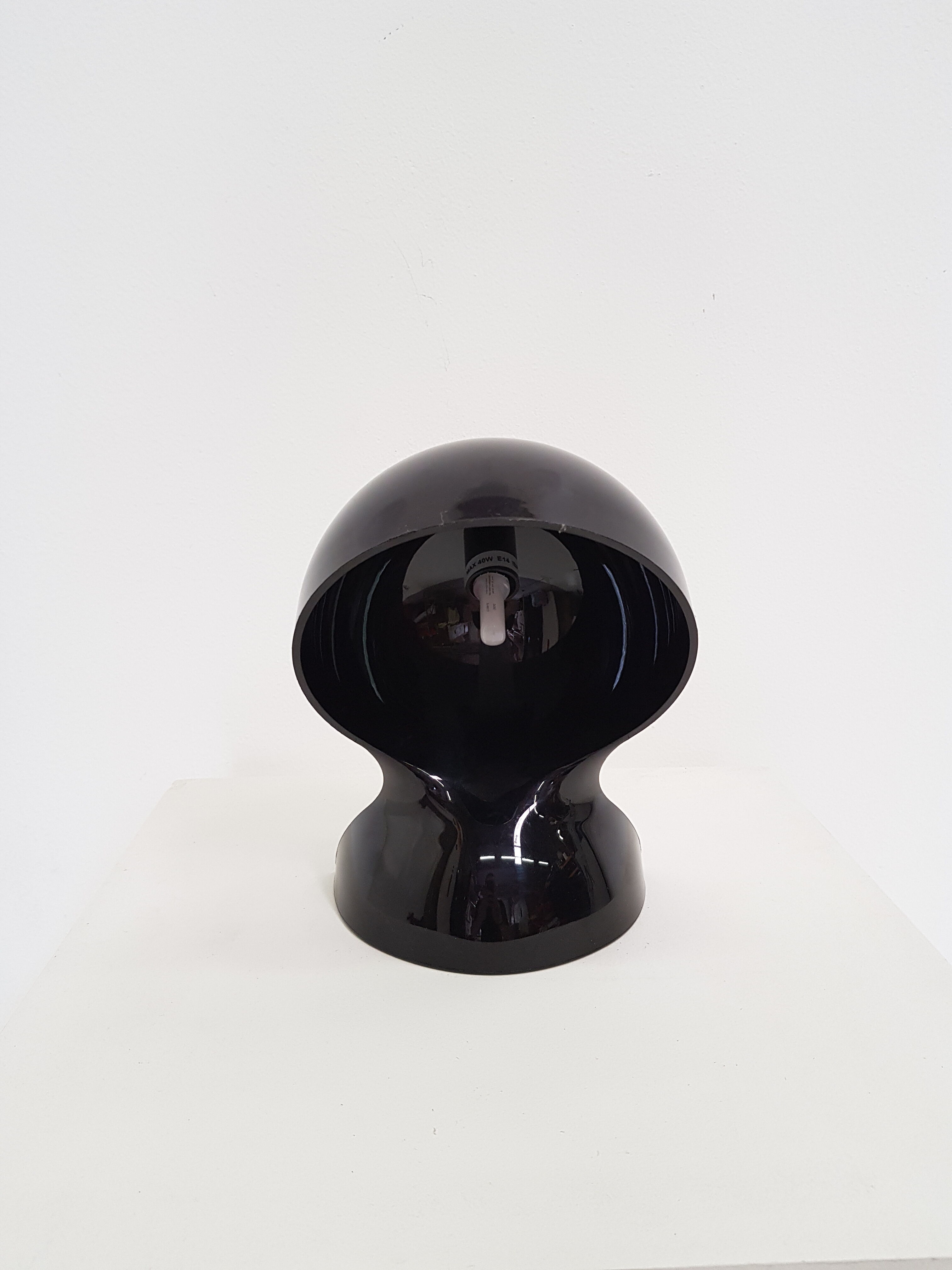 Dalu lamp by Vico Magistretti for Artemide