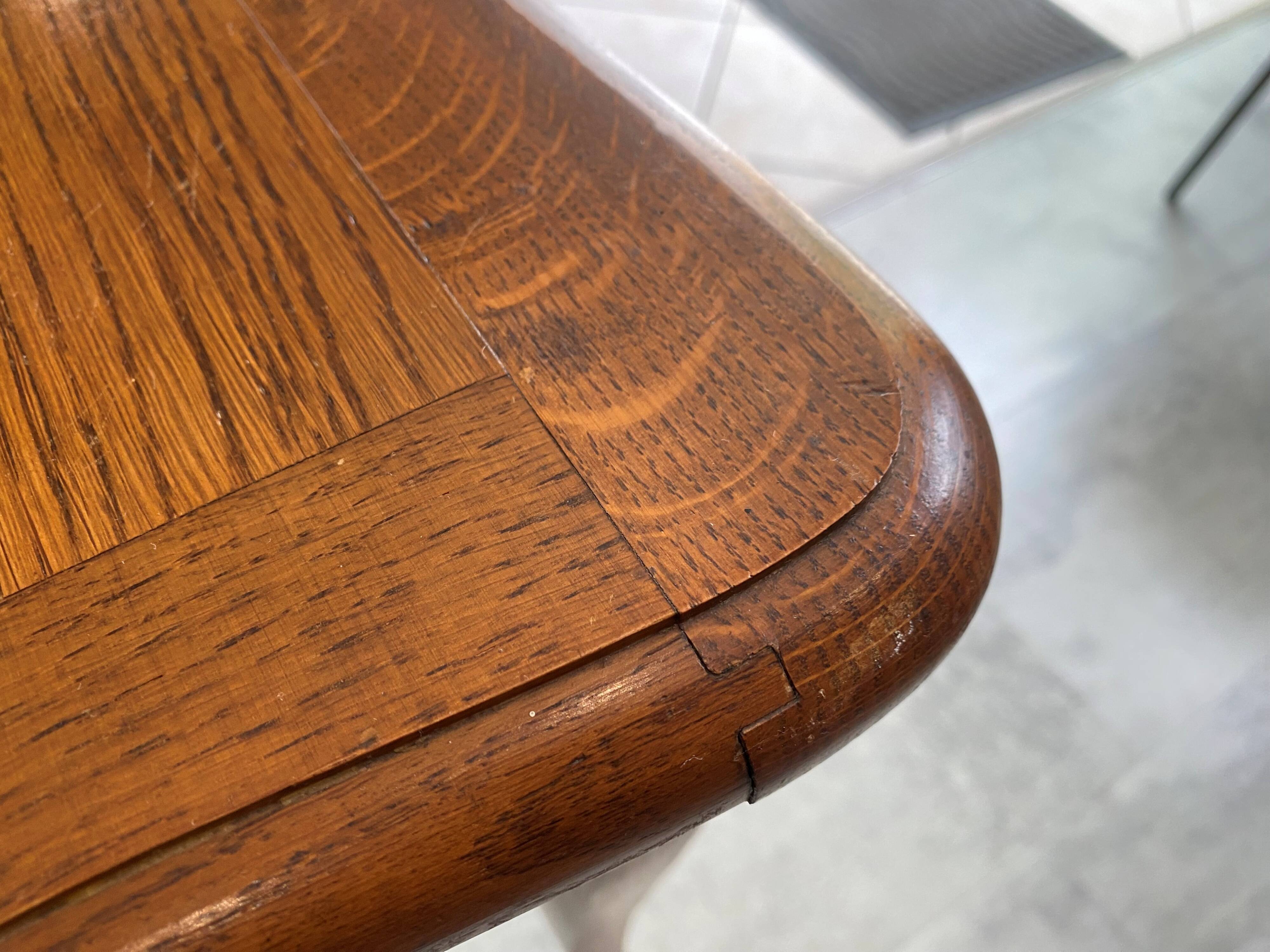 Oak desk, 1 drawer and 1 removable document holder, 1950