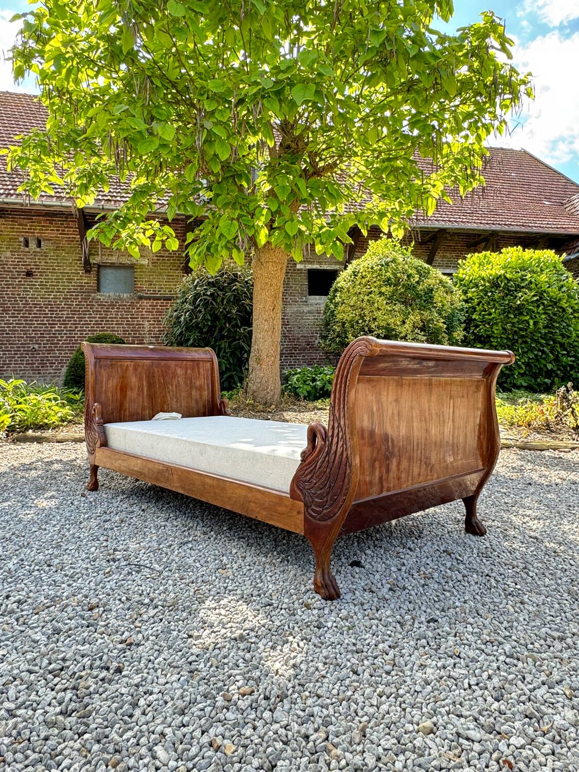Bench, Rest Bed In Mahogany With Swan Neck Empire Style XIX Eme Century