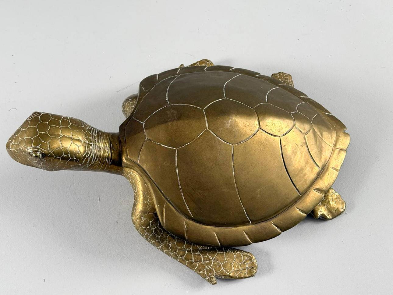 Hollywood Regency, brass turtle sculpture/box, France, 1970s