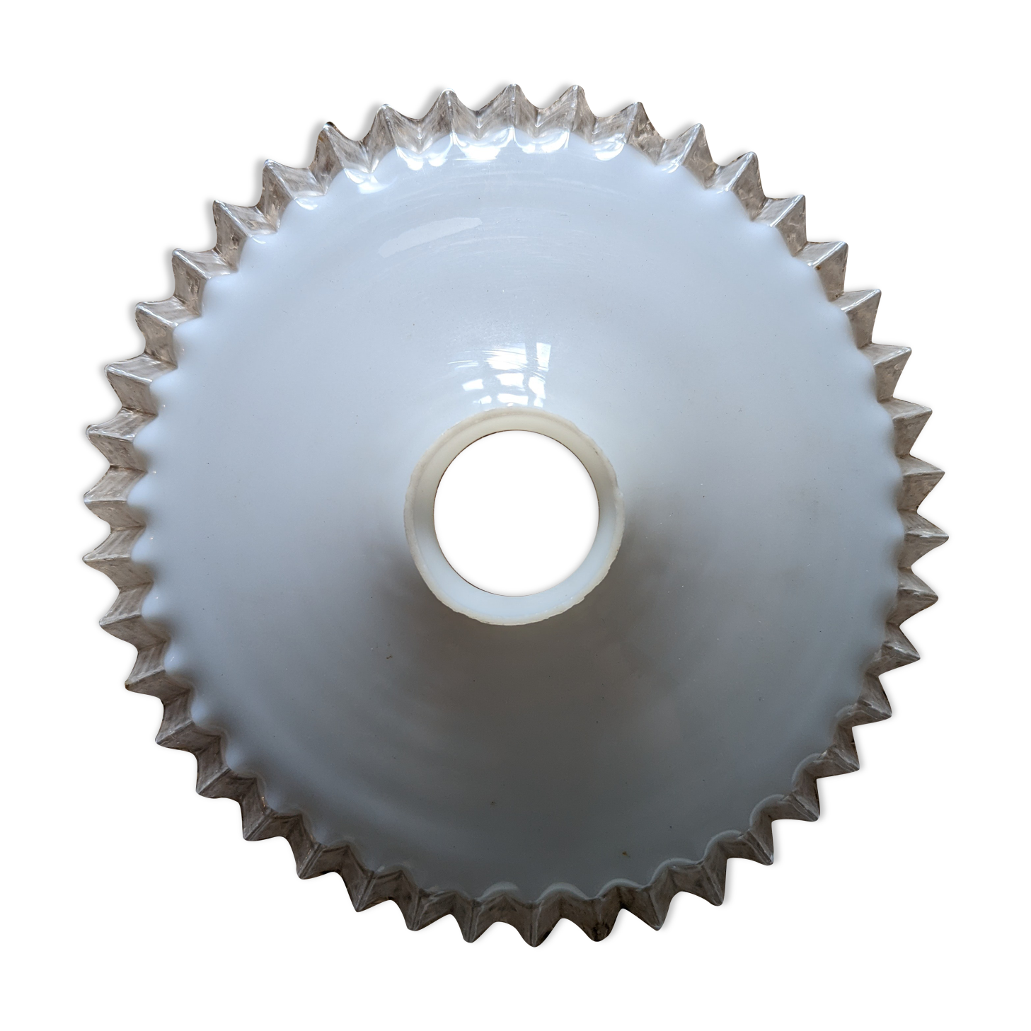 White opaline suspension