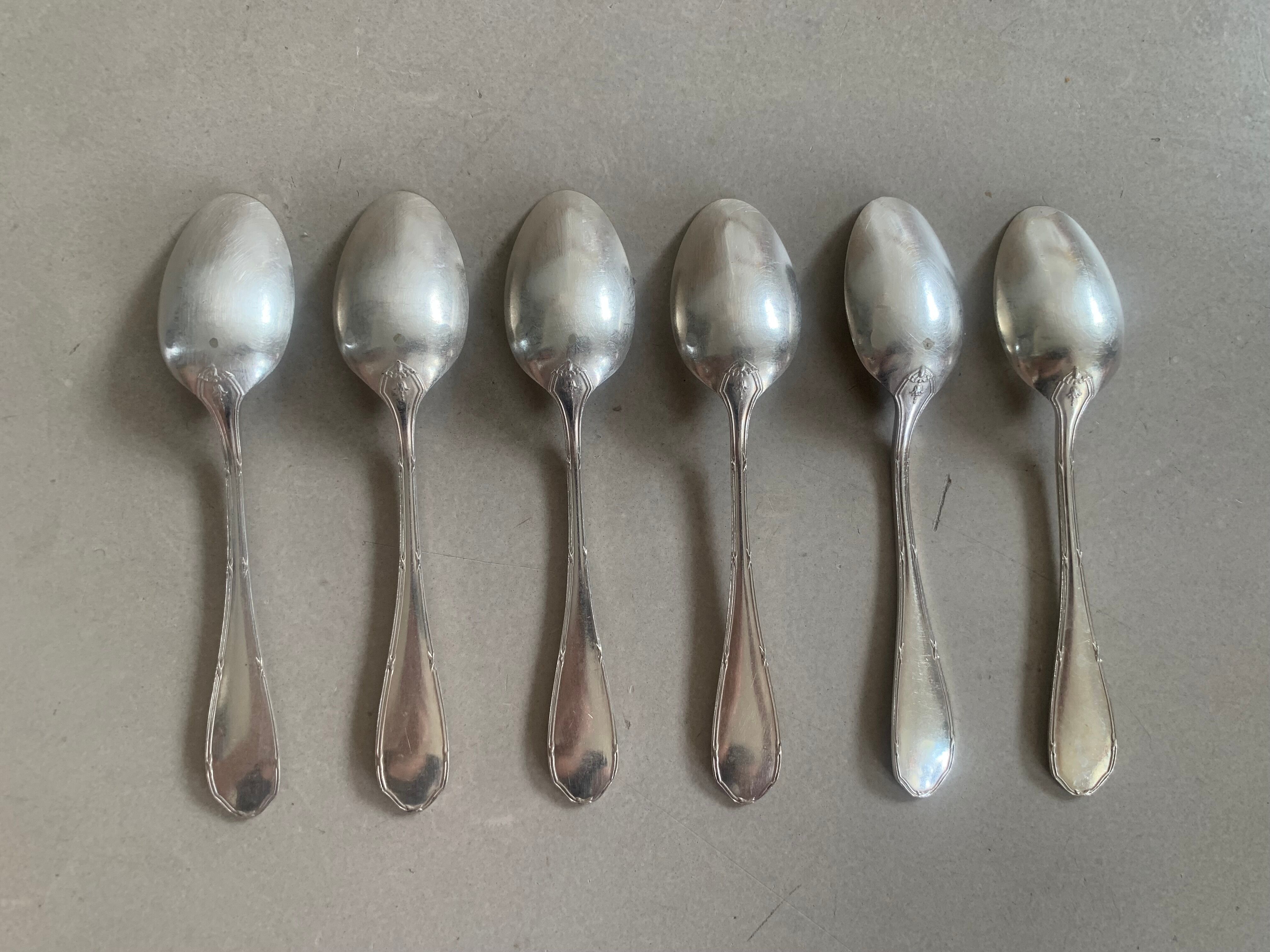 Set of 6 small spoons