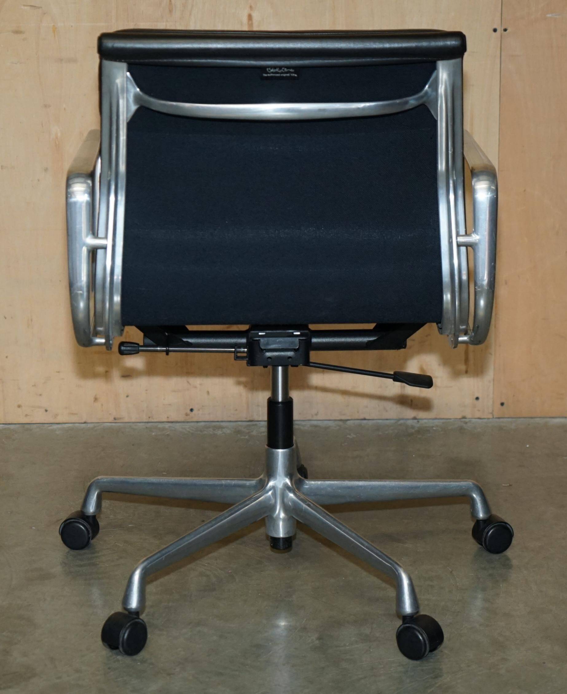 VITRA EAMES EA 217 / 219 swivel office chair leather
