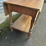 Tailor's table / cloth merchant's table