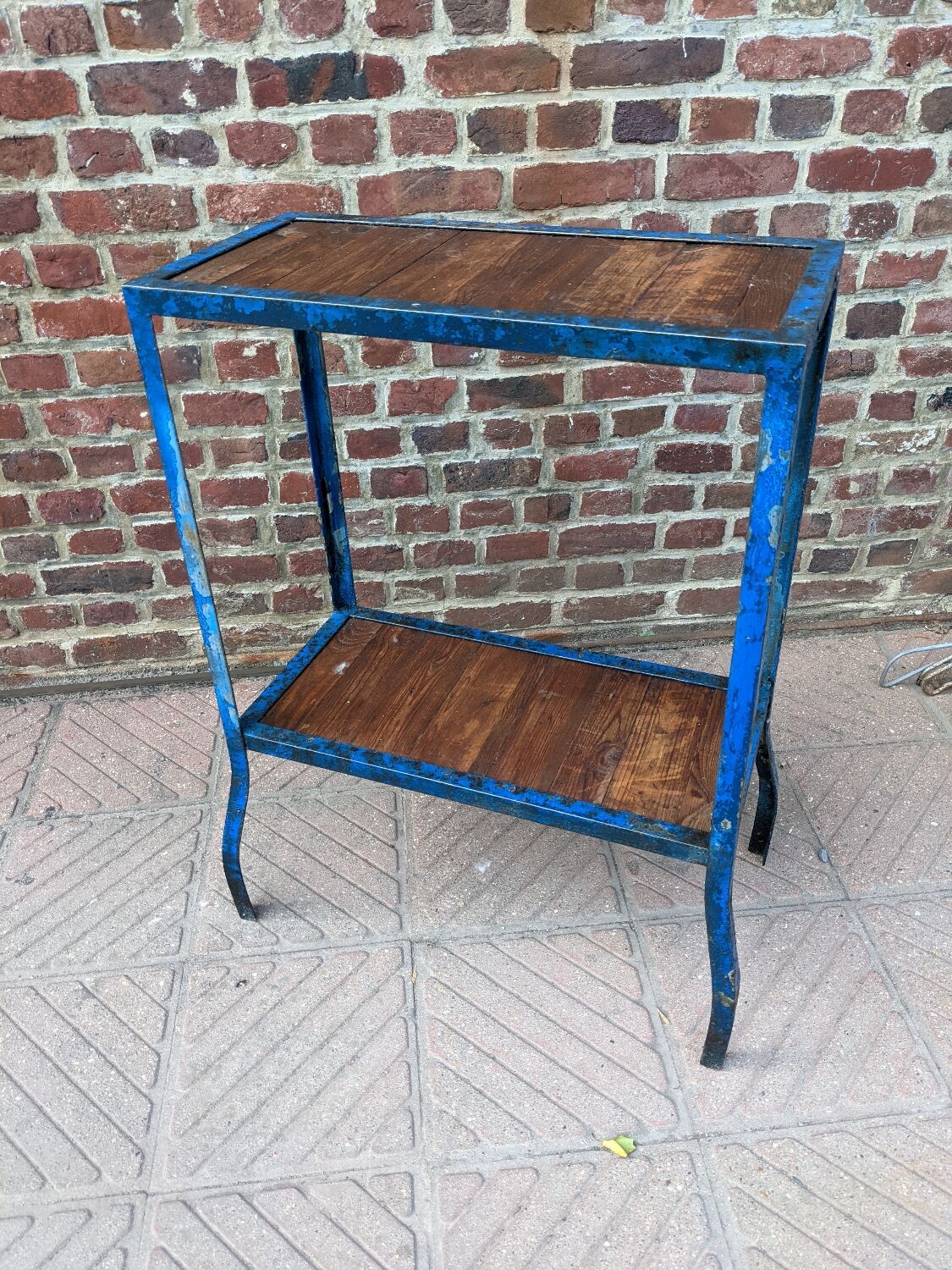 Industrial console