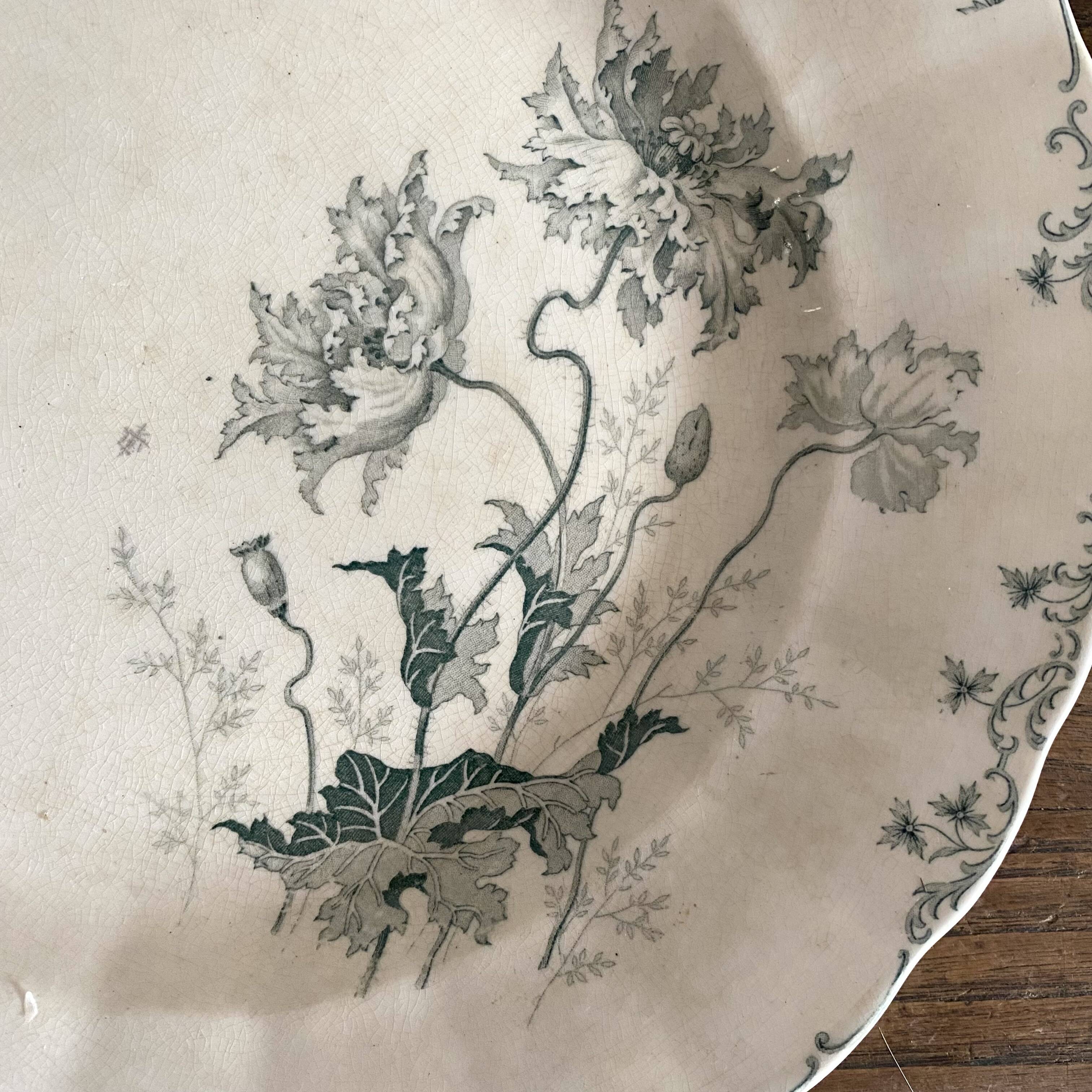 Old iron earth dish, Pavot model