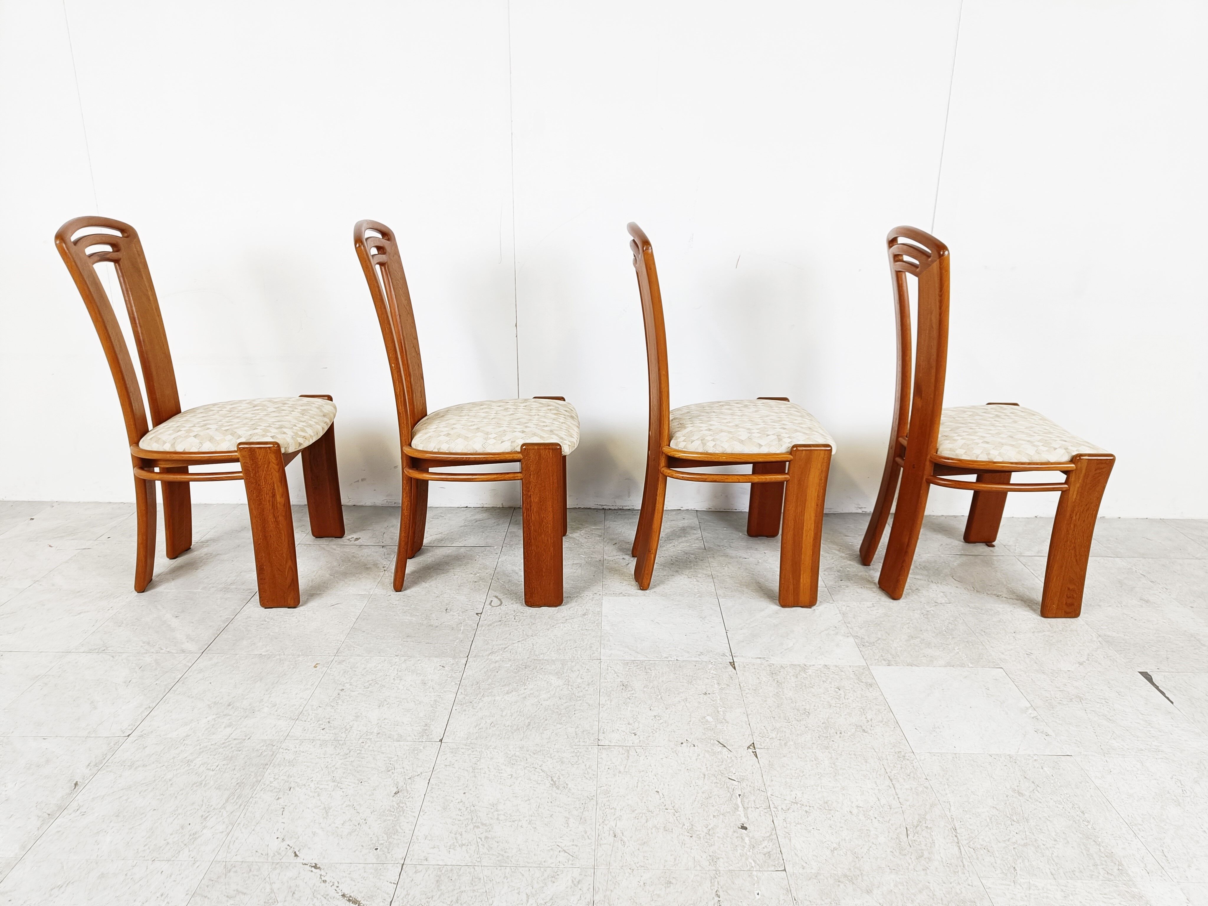 Set of 4 vintage scandinavian dining chairs, 1960s