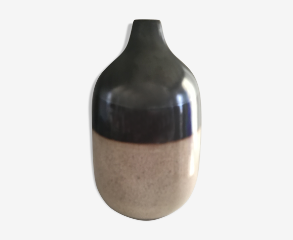 Vase en céramique vernisse
