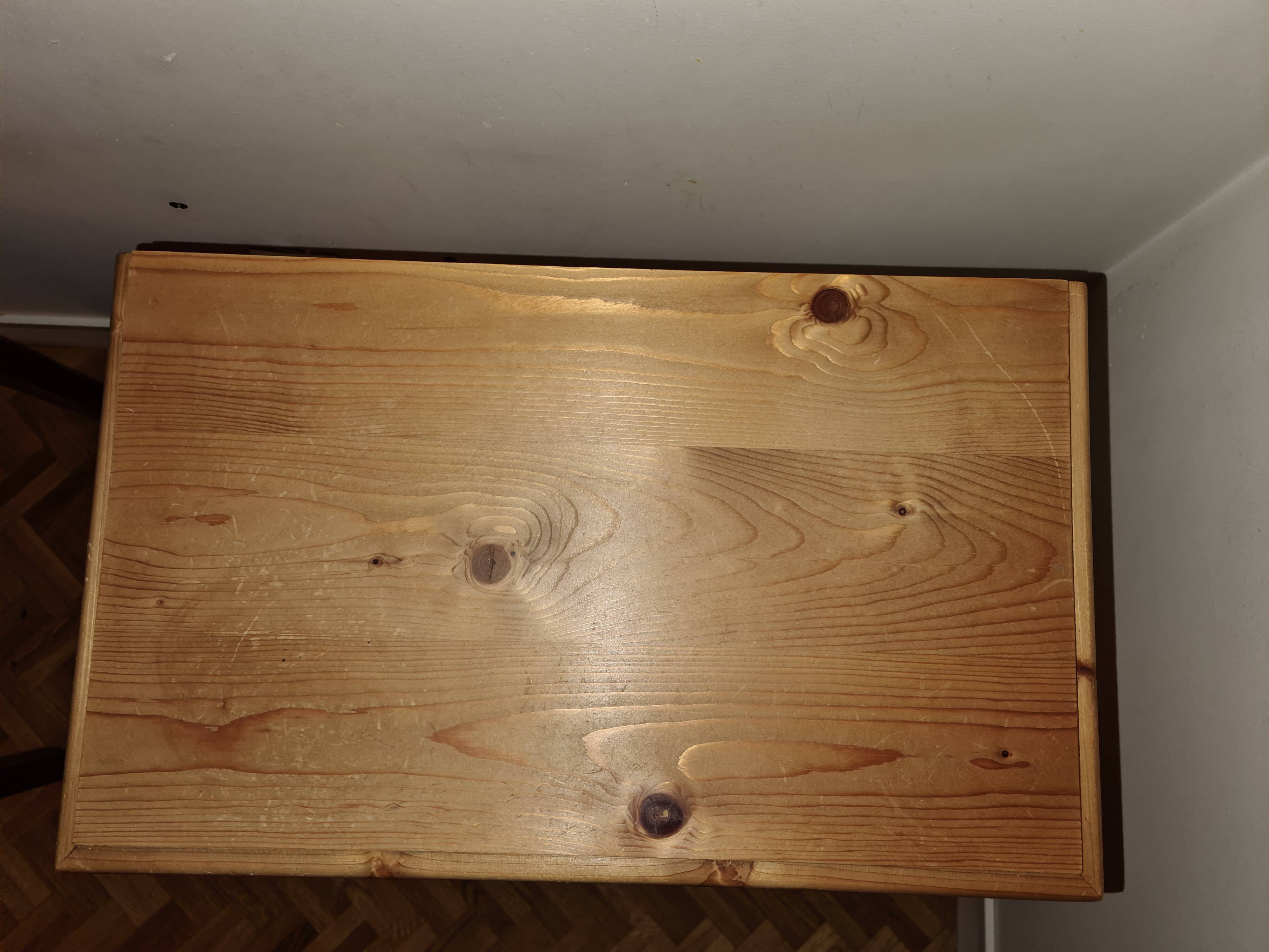 Commode Interior's