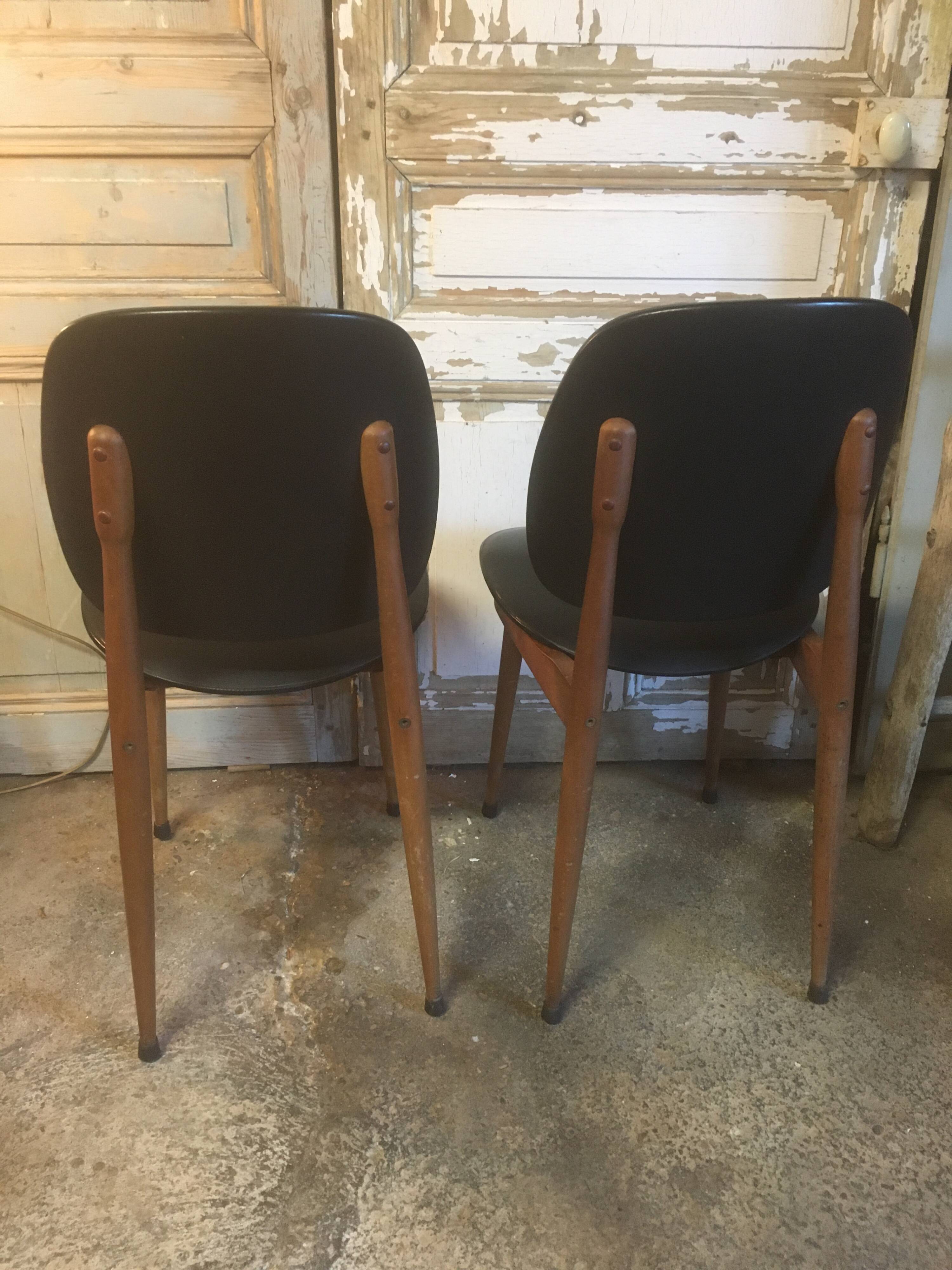 Pair of Pegase chairs by Baumann 1960