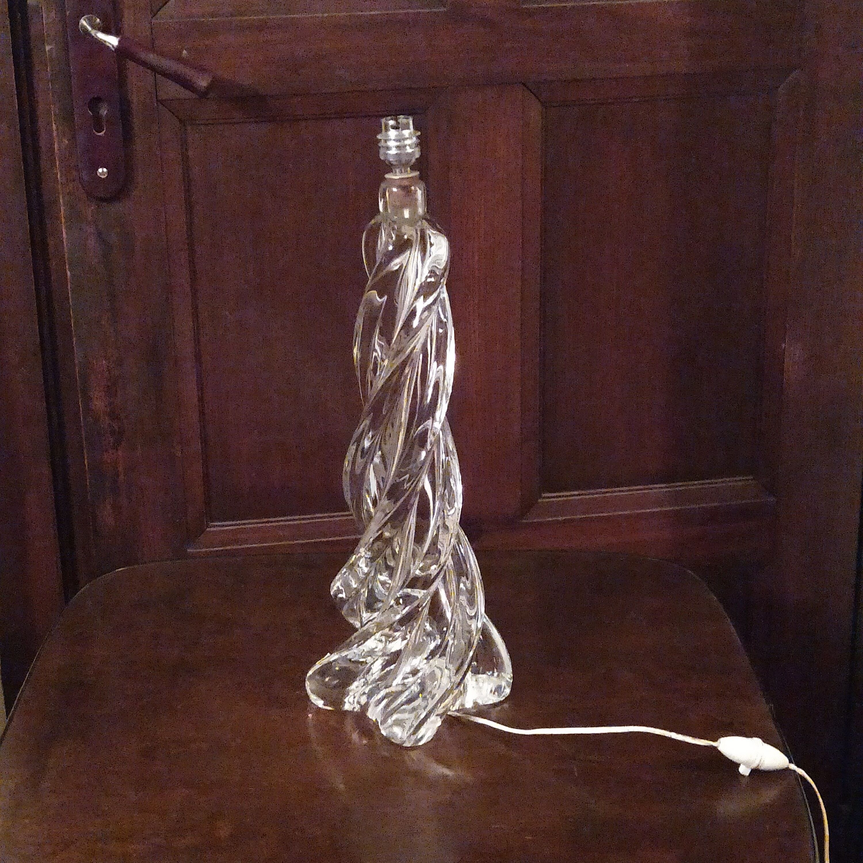 Lamp foot in twisted Sèvres crystal 1960