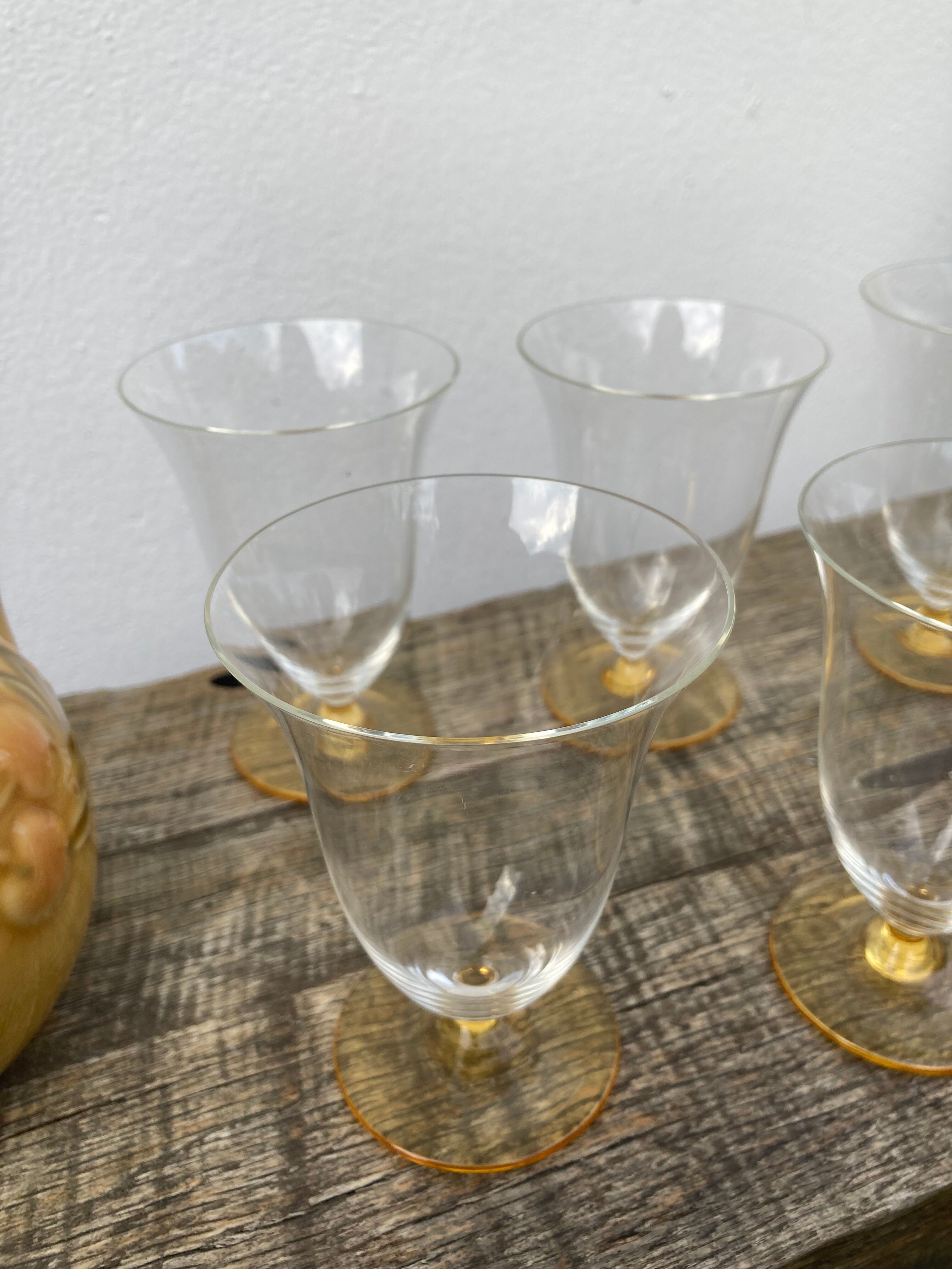 7 glasses with crystal stemmed yellow feet / cups