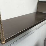 Metal string shelf