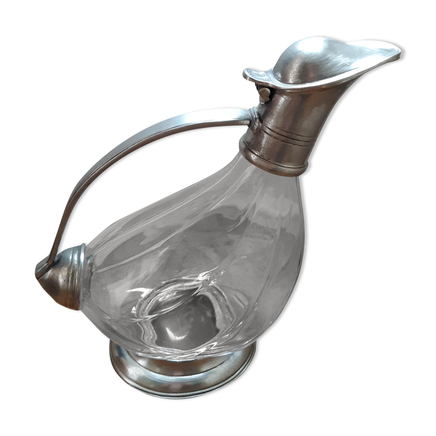 Old duck carafe in crystal and tin