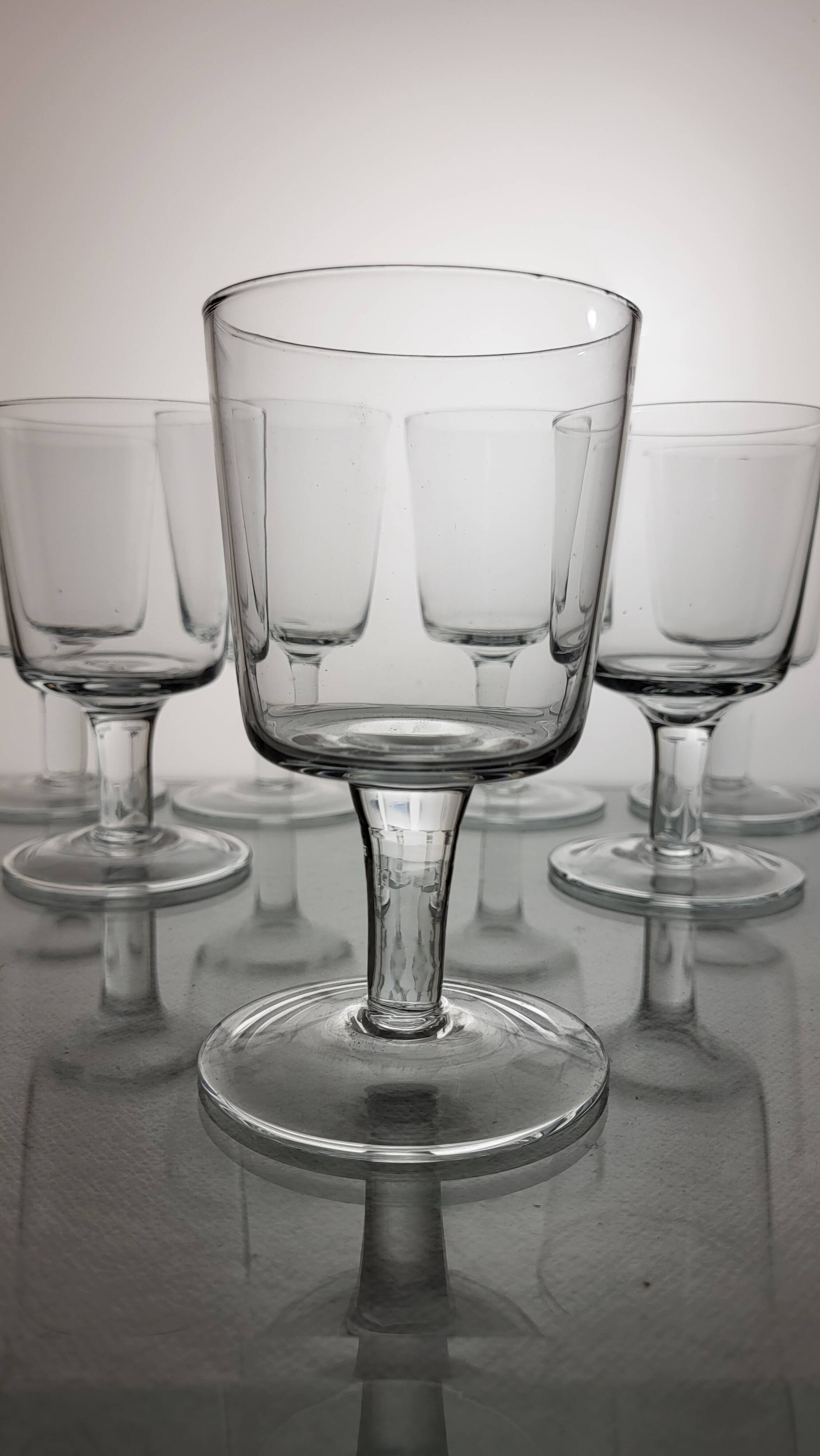 7 verres à eau/vin soufflés