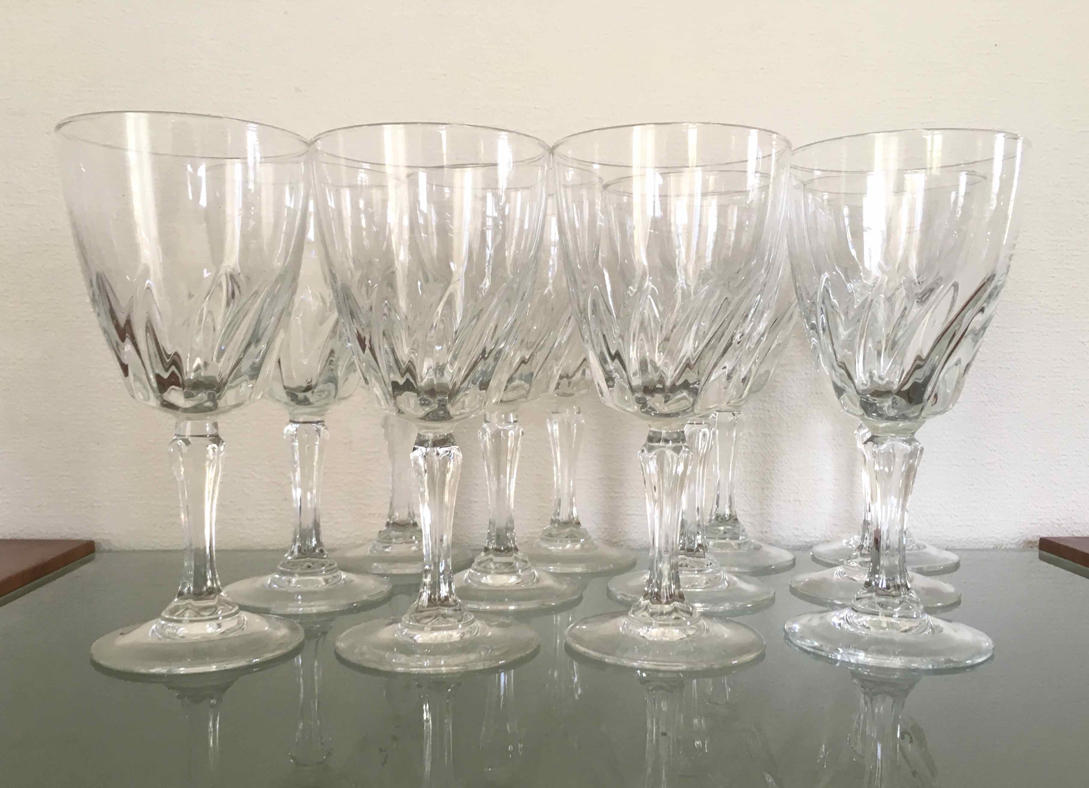 Set of 12 vintage wine glasses 1960