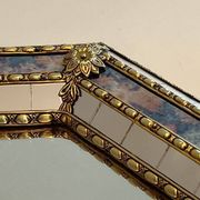 Miroir Octogonal à Facettes et Guirlandes de Laiton — Travail Français, Ver