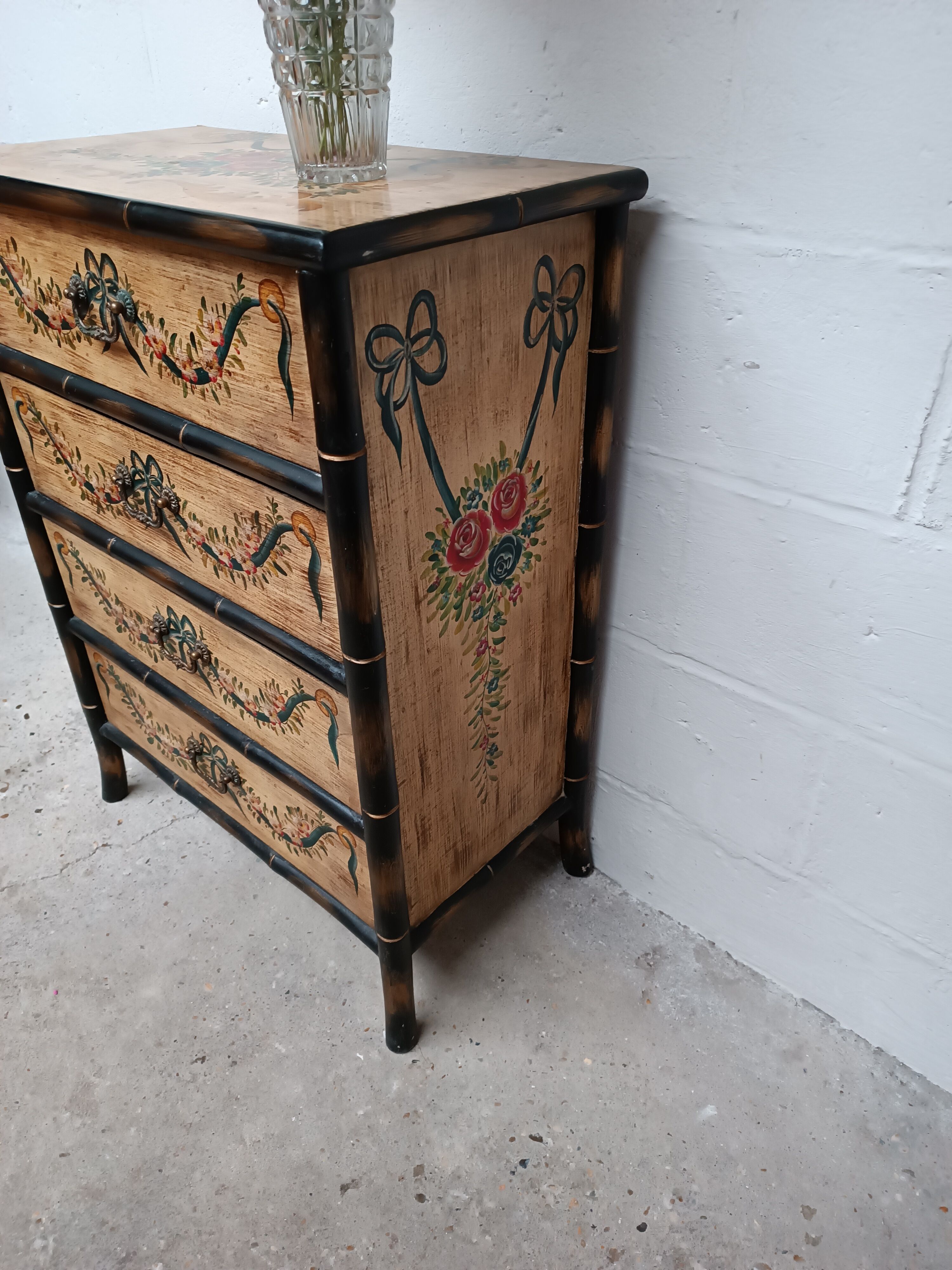 Venetian-style painted wood and bamboo chest of drawers